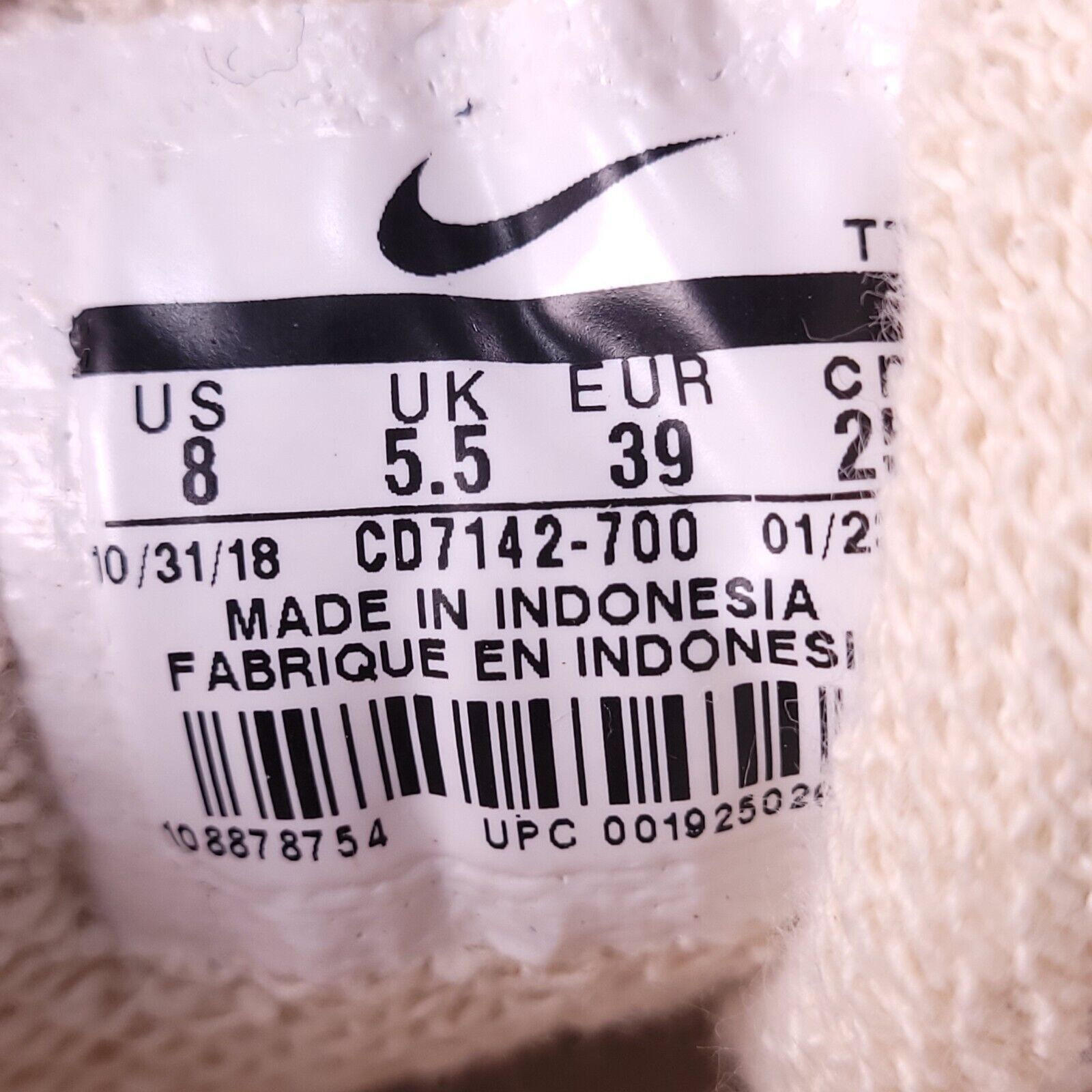 Nike Nike Air Max 95 QS Shoe Womens Size 8 CD7142-700 White Pink Size US 8 / IT 38 - 8 Thumbnail