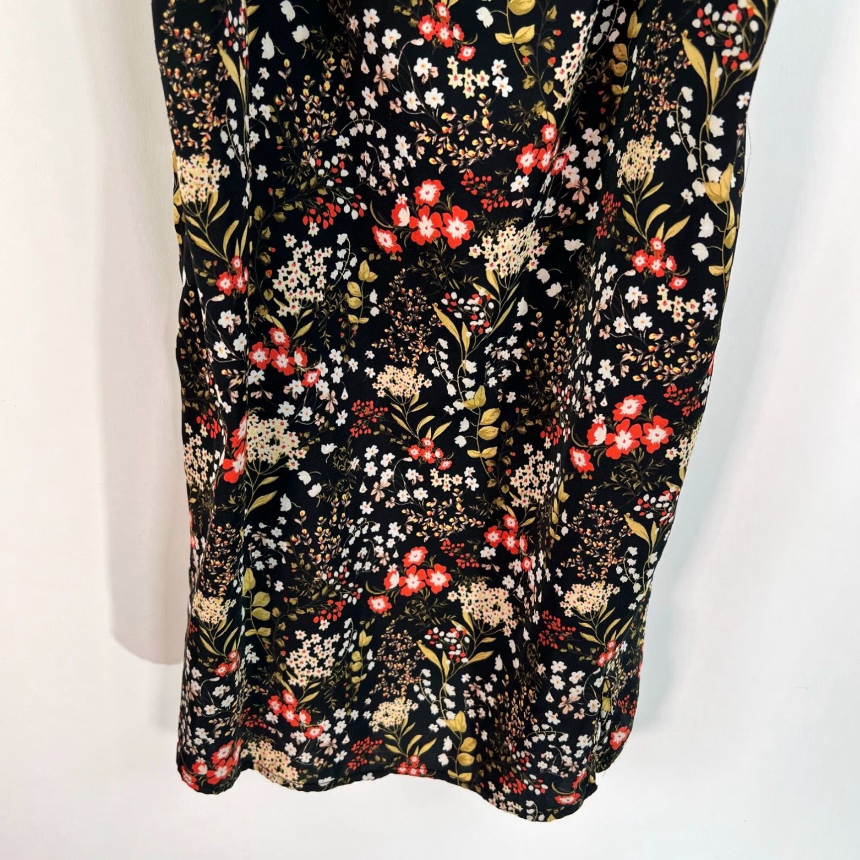Forever 21 Forever 21 Floral Slip Dress Womens Size M Black Casual Cocktail Summer Size M / US 6-8 / IT 42-44 - 3 Thumbnail