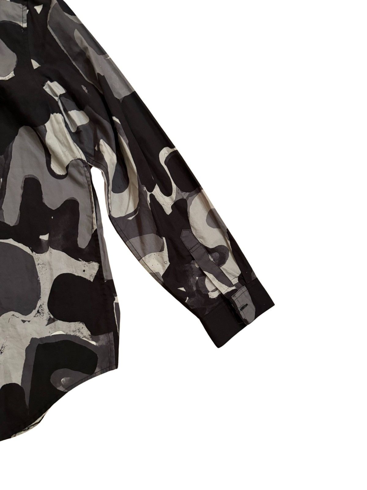 Supreme 🔥2020 Supreme Painted Logo Shirt/Supreme Multicolor Shirt Size US L / EU 52-54 / 3 - 15 Thumbnail
