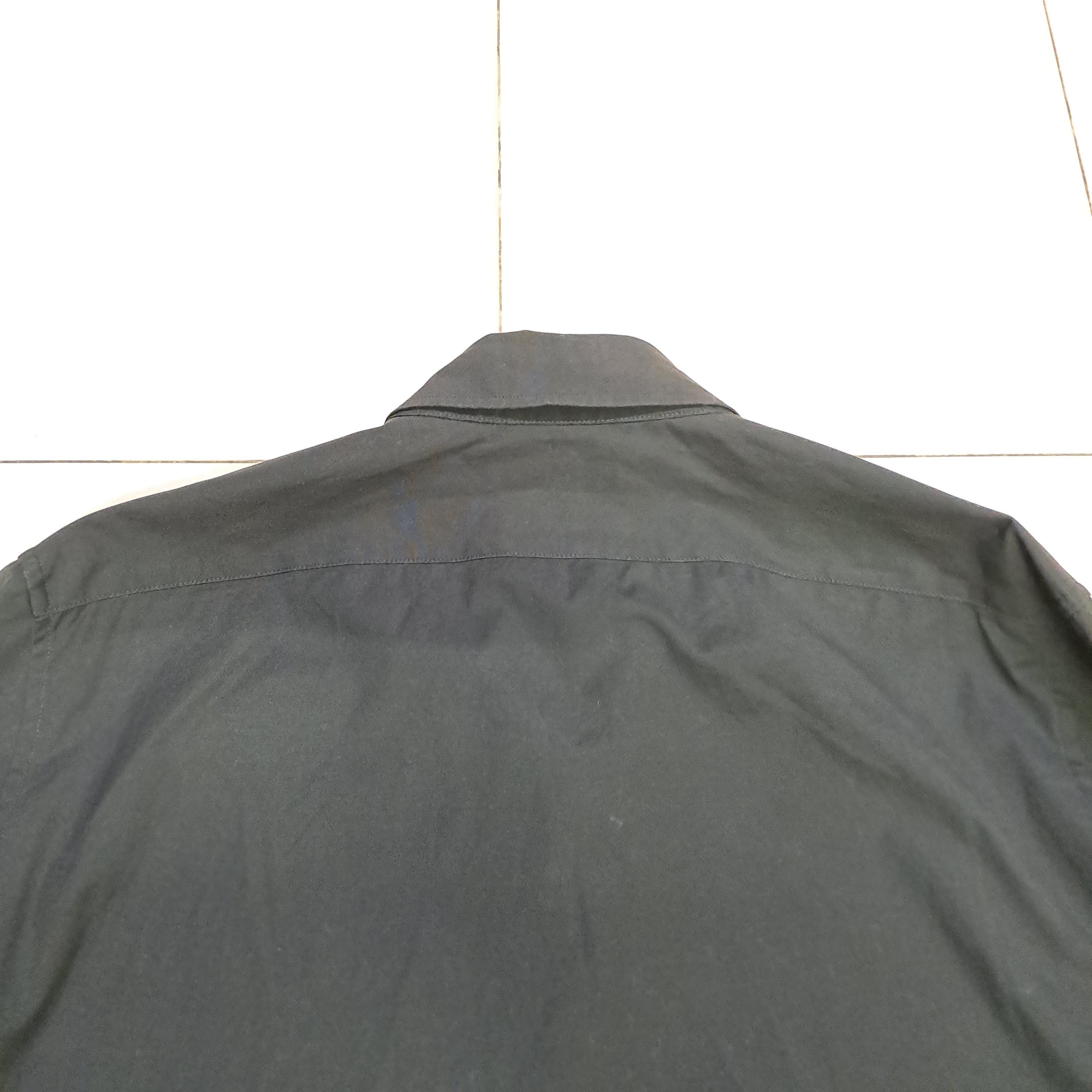 Uniqlo Uniqlo Plain Longsleeves Button Up Shirt Size US M / EU 48-50 / 2 - 11 Thumbnail