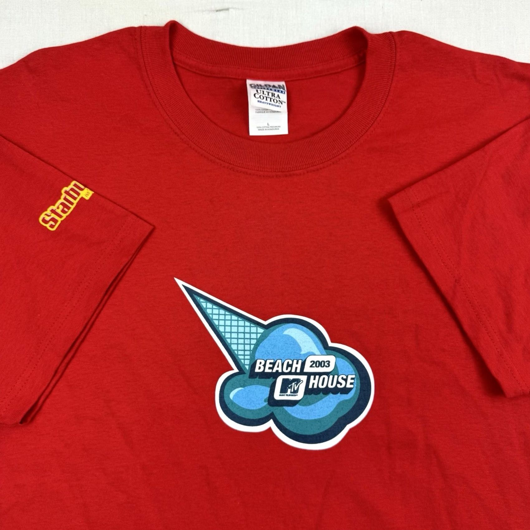 Gildan VINTAGE MTV 2003 Beach House Promo T Shirt Adult Large Red Cotton Gildan Short Sleeve Crew Neck Men 90s Y2K Starsub? Size US L / EU 52-54 / 3 - 2 Thumbnail