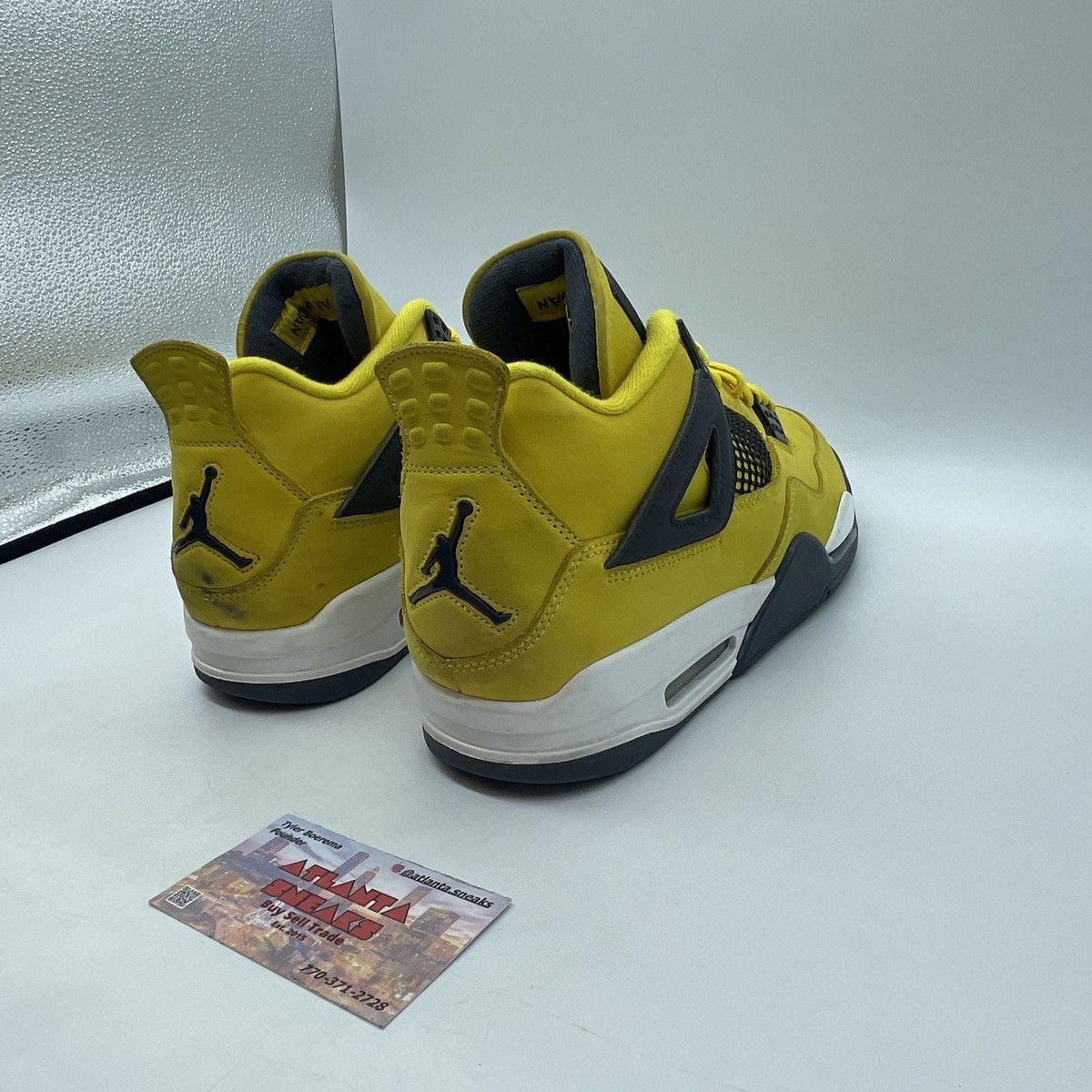 Jordan Brand Air Jordan 4 lightning Size US 10 / EU 43 - 5 Thumbnail