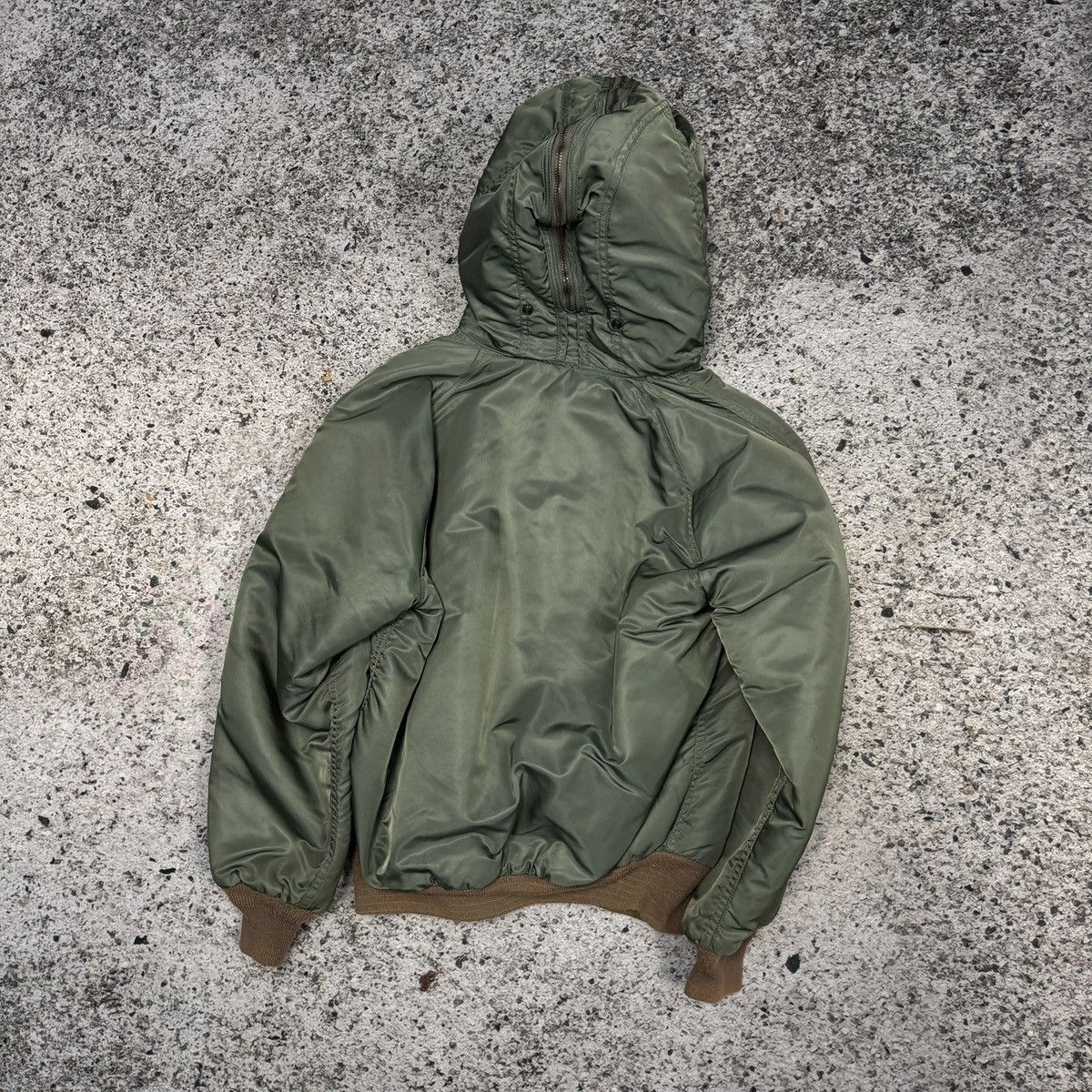 Vintage Vintage 80s USAF N-2B Heavy Flying Hooded Bomber Jacket Size US M / EU 48-50 / 2 - 10 Thumbnail