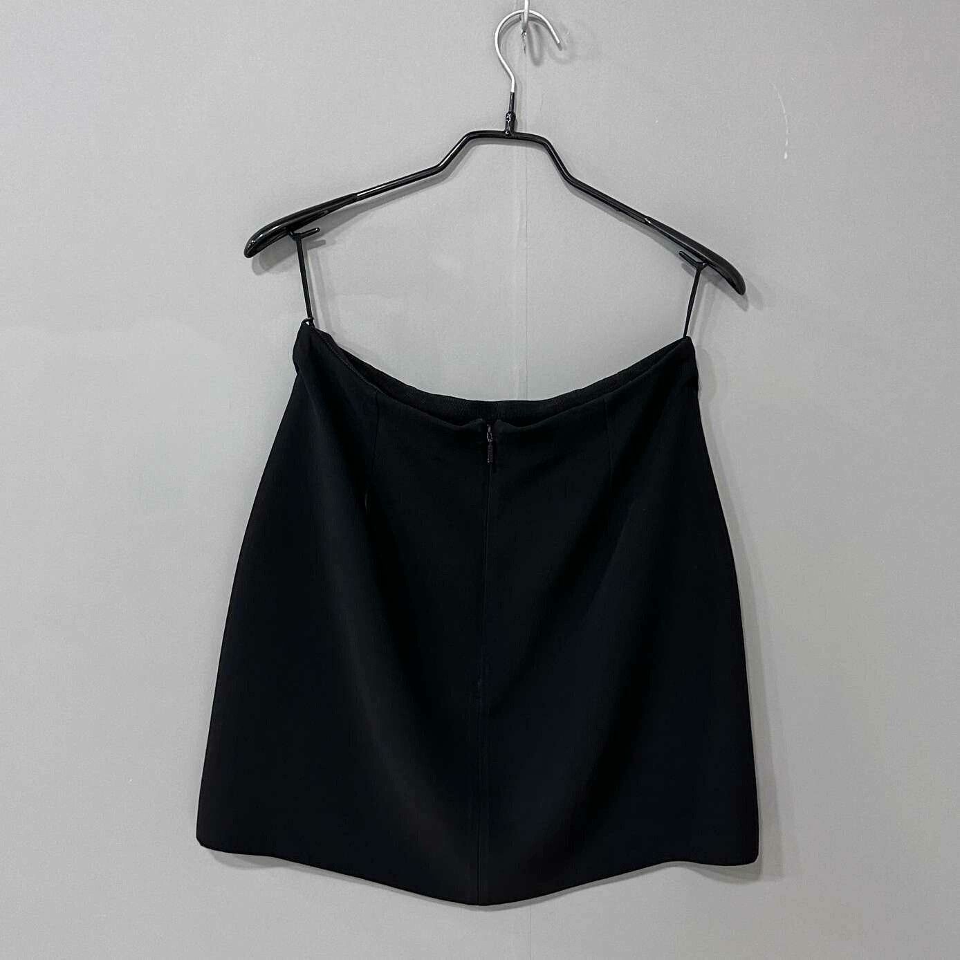 Gucci Gucci Black Short Skirt Size 42" / US 20 - 1 Thumbnail