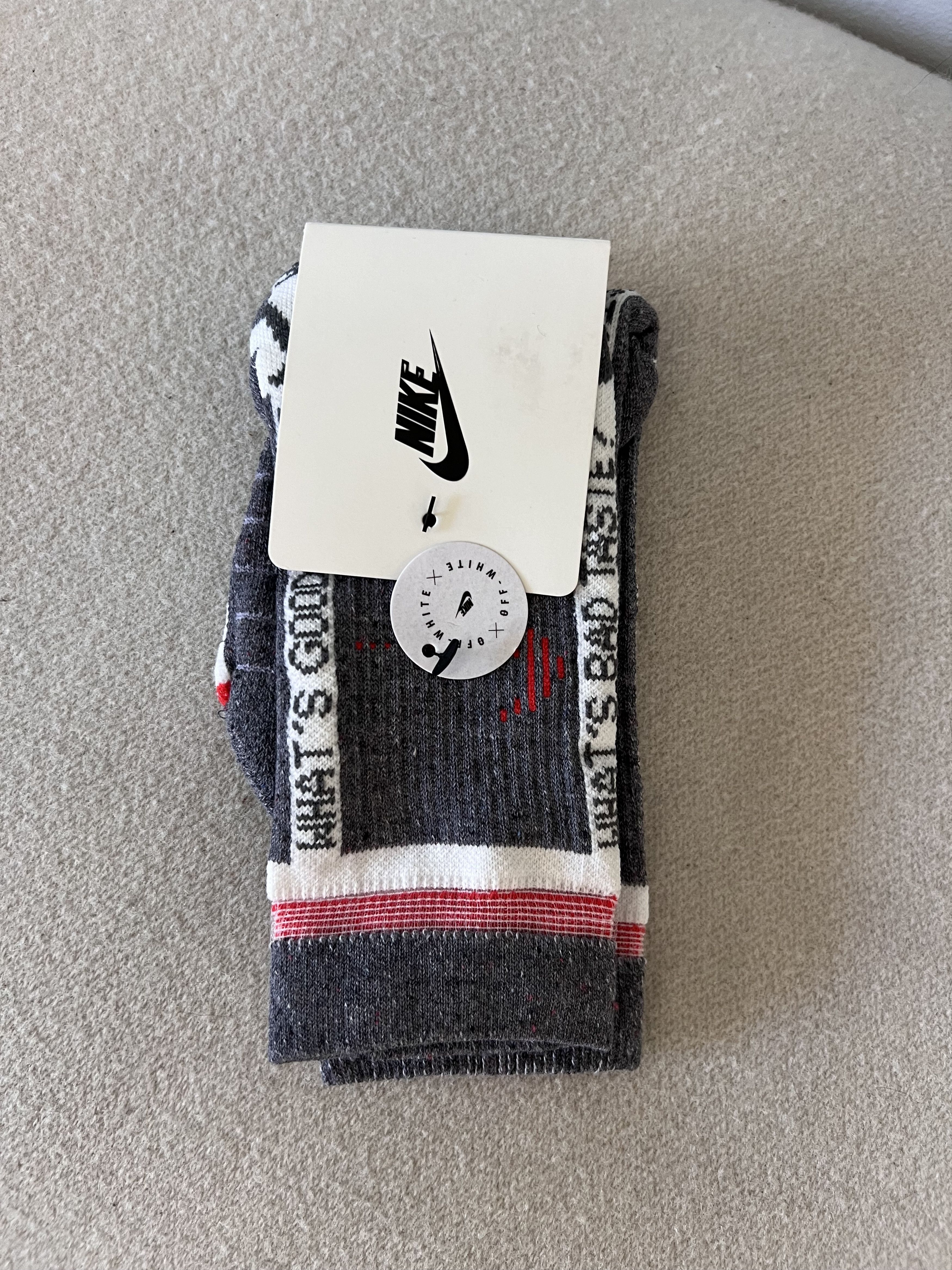 Nike × Off-White Off White Nike Socks in Grey Size ONE SIZE - 2 Thumbnail