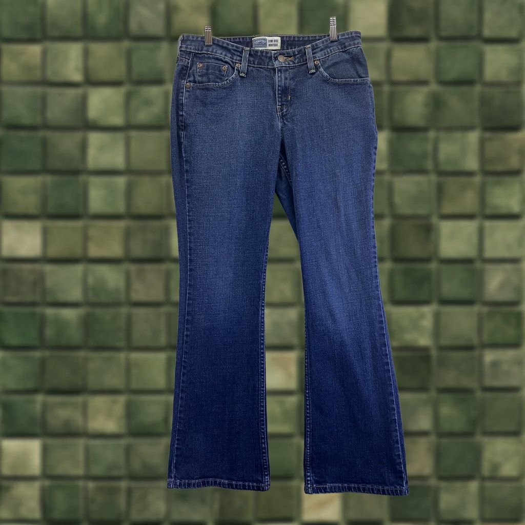 Levi's Levi's Signature Low Rise Boot Cut Denim Jeans Womens 8-6862 Blue Cotton Blend Denim Regular Size 8 Women Jeans Boots Cut Vintage: No Size 30" / US 8 / IT 44 - 1 Thumbnail