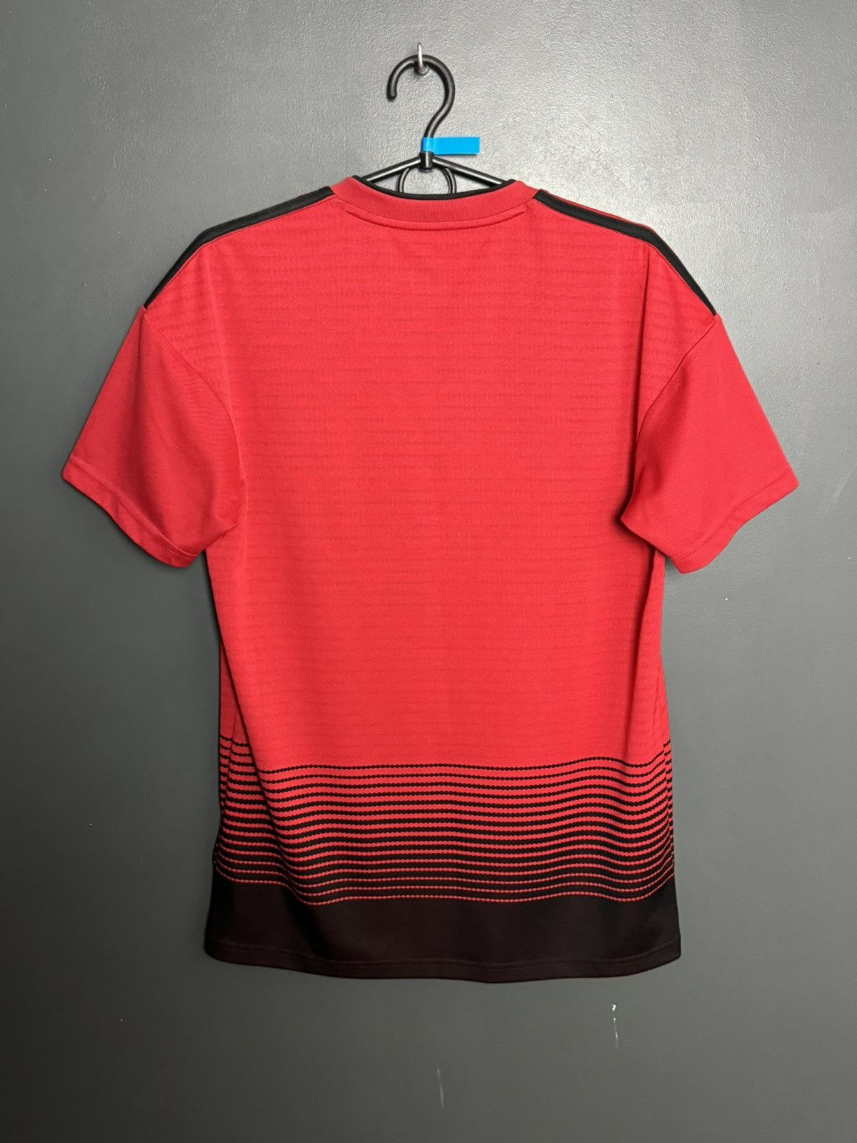Adidas Manchester United 18/19 Home Football Jersey T-Shirt Size US S / EU 44-46 / 1 - 2 Thumbnail