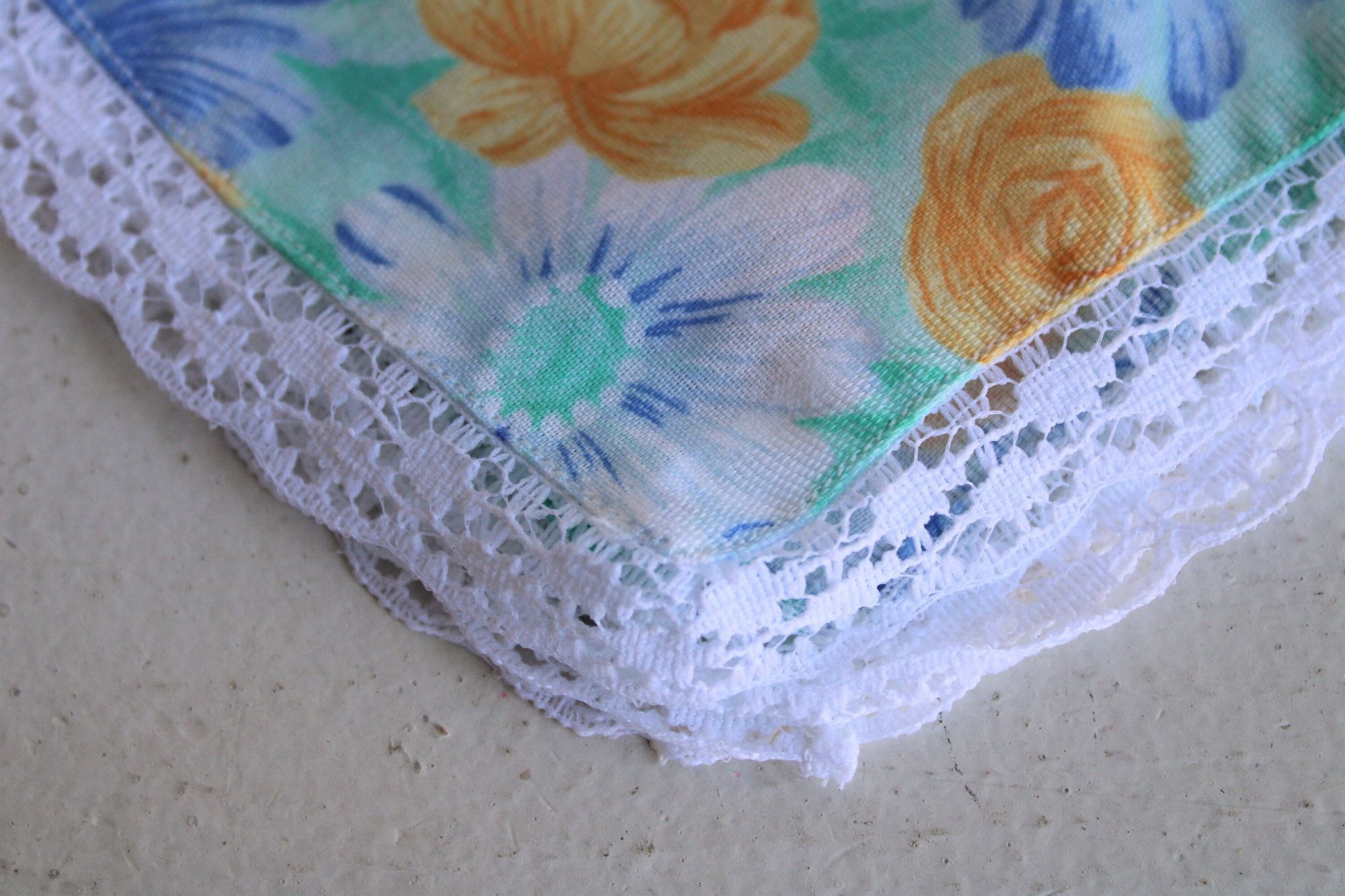 Vintage Vintage 1980s Handkerchief, Cotton Floral Print, Monogrammed Size ONE SIZE - 4 Thumbnail