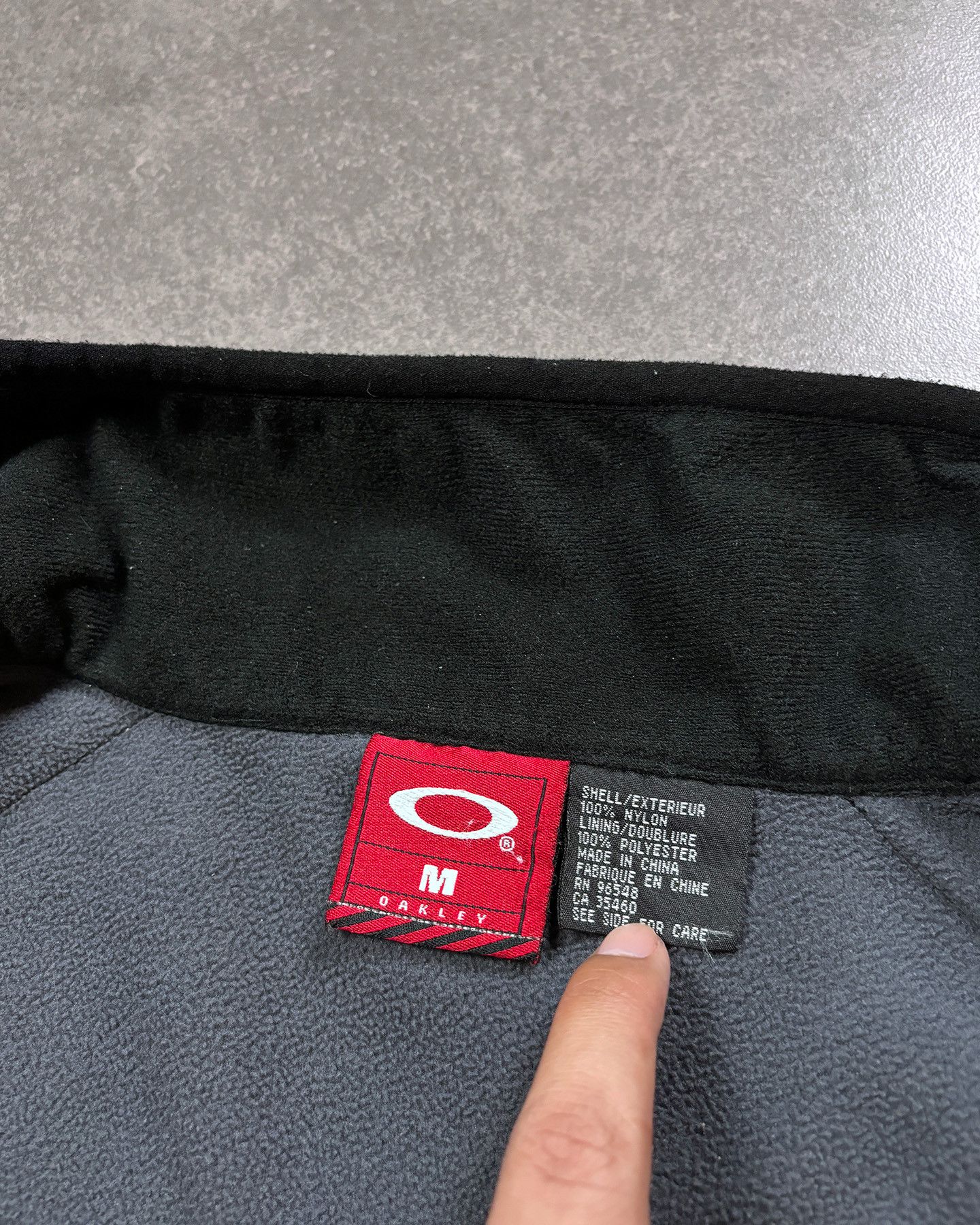 Oakley Oakley Software Fleece Two Tone Y2K Size US L / EU 52-54 / 3 - 5 Thumbnail