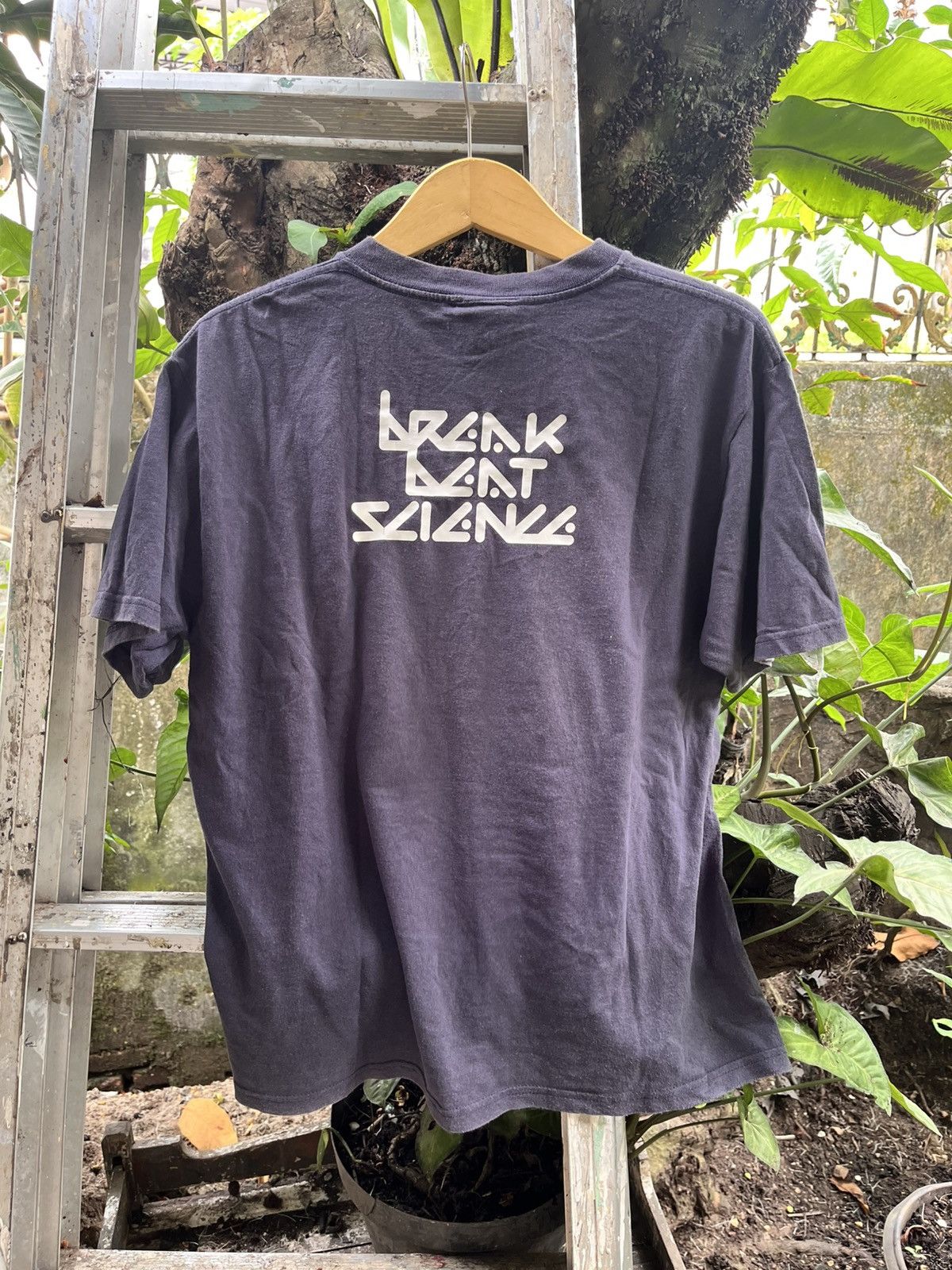 Vintage Rare! Vintage Y2K Breakbeat Science NYC Size US M / EU 48-50 / 2 - 6 Thumbnail