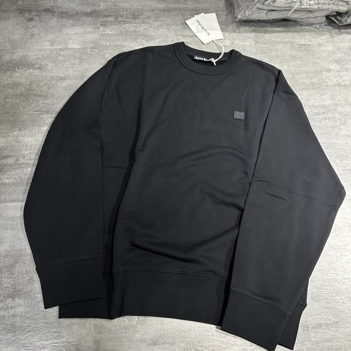 Acne Studios Acne Studios Face Patch Crewneck Size US M / EU 48-50 / 2 - 1 Thumbnail