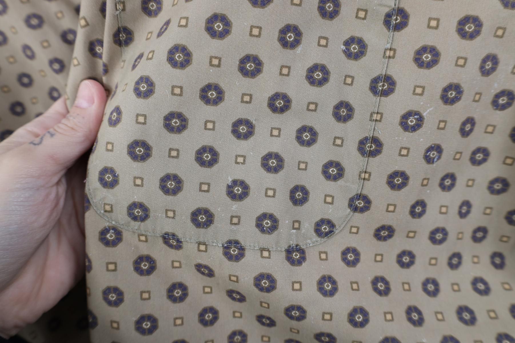 Vintage Vintage 90s Streetwear Baggy Fit Collared Button Shirt Size US M / EU 48-50 / 2 - 6 Thumbnail