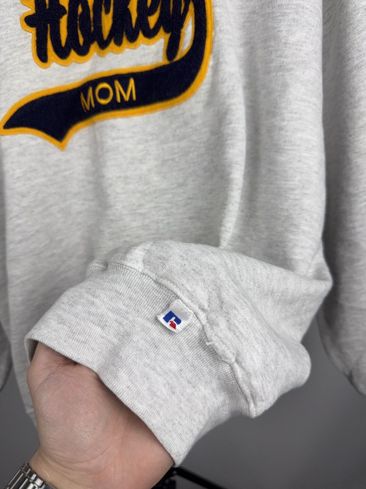 Russell Athletic 90s Vintage USA Russell Athletic Hockey Mom Varsity Crewneck Size US L / EU 52-54 / 3 - 10 Thumbnail