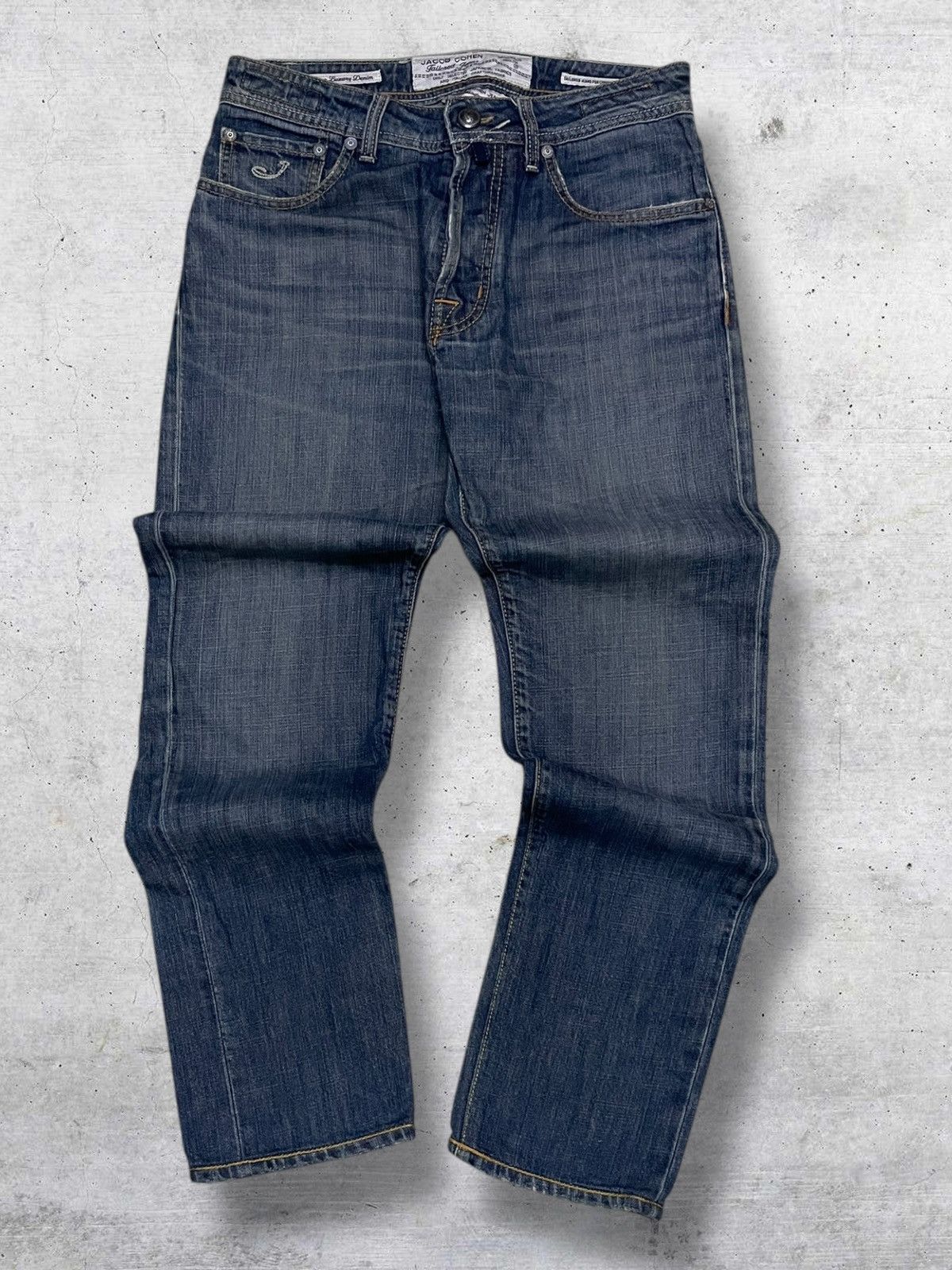 Jacob Cohen VINTAGE JACOB COHEN 90S DESIGNER BLUEWASHED DISTRESSED DENIM Size US 30 / EU 46 - 1 Thumbnail