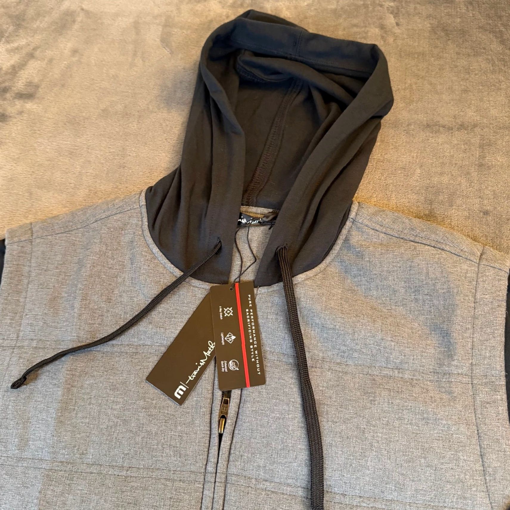 TravisMathew TravisMathew Scavenger Quilted Vest Hoodie Heather Dark Grey Men's Large NWT Size US L / EU 52-54 / 3 - 2 Thumbnail