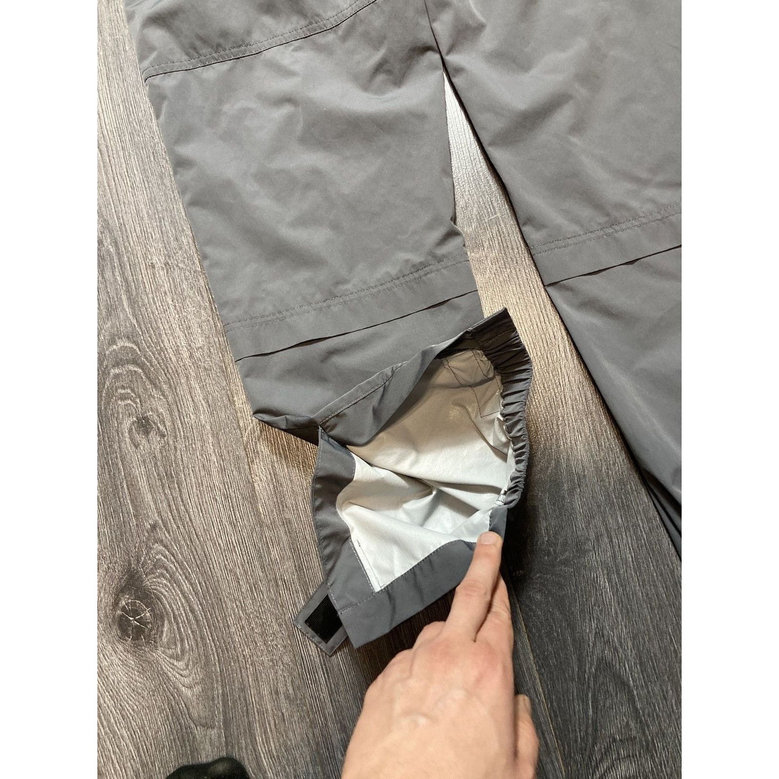 Hypebeast × M+Rc Noir M+Rc Noir Nylon Track Rain Pants Gray Size US 32 / EU 48 - 12 Thumbnail
