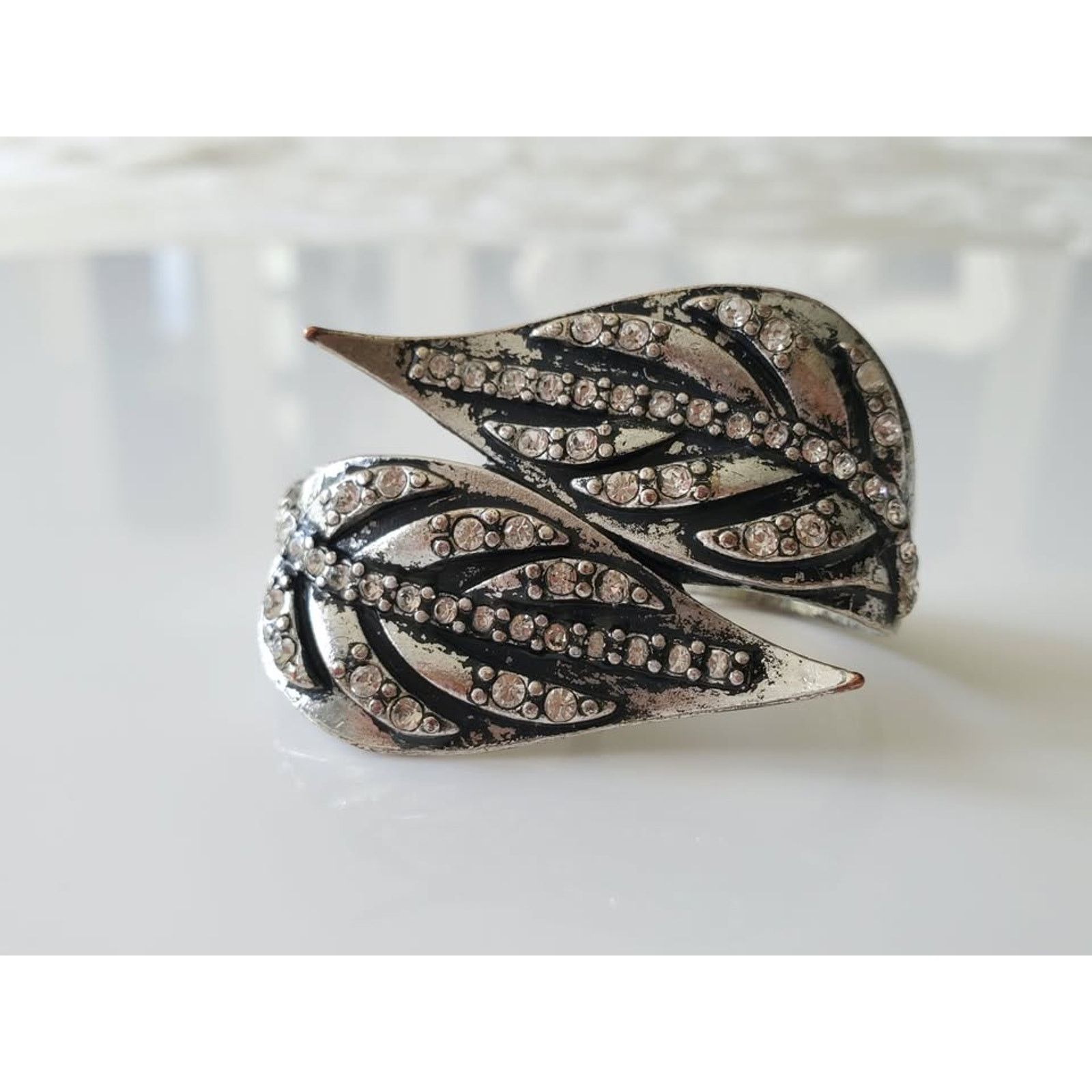 Other Vintage Double Leaf and Rhinestone Ring Size ONE SIZE - 1 Thumbnail