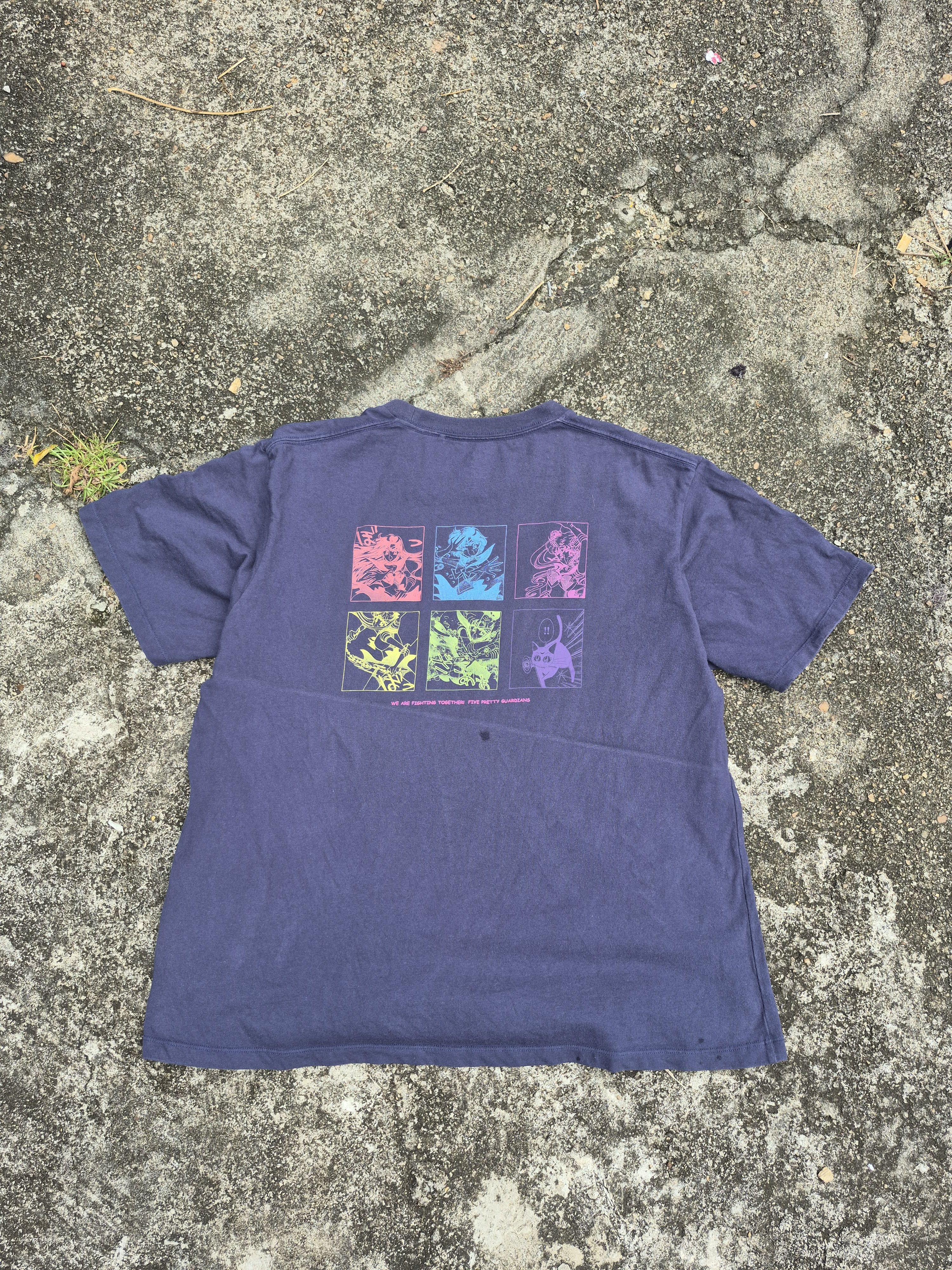 Anime 🔥 Uniqlo Sailor Moon Pretty Guardian Anime Japan Tee Size US L / EU 52-54 / 3 - 1 Thumbnail