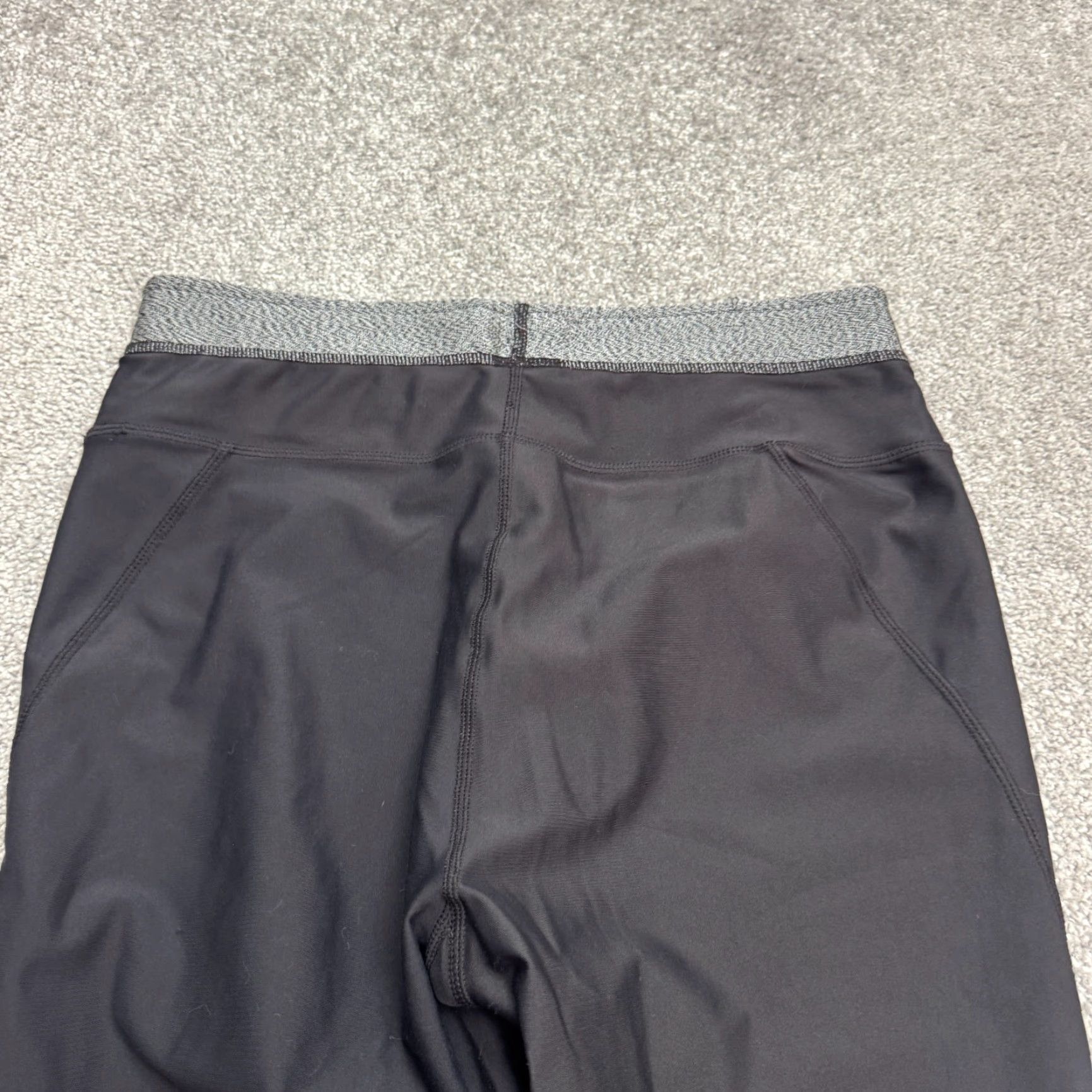 Athleta Athleta Leggings Womens Medium Black Capri Yoga Gym Athletic Slim Start with Pull On Comfort Breathable Size 32" / US 10 / IT 46 - 3 Thumbnail