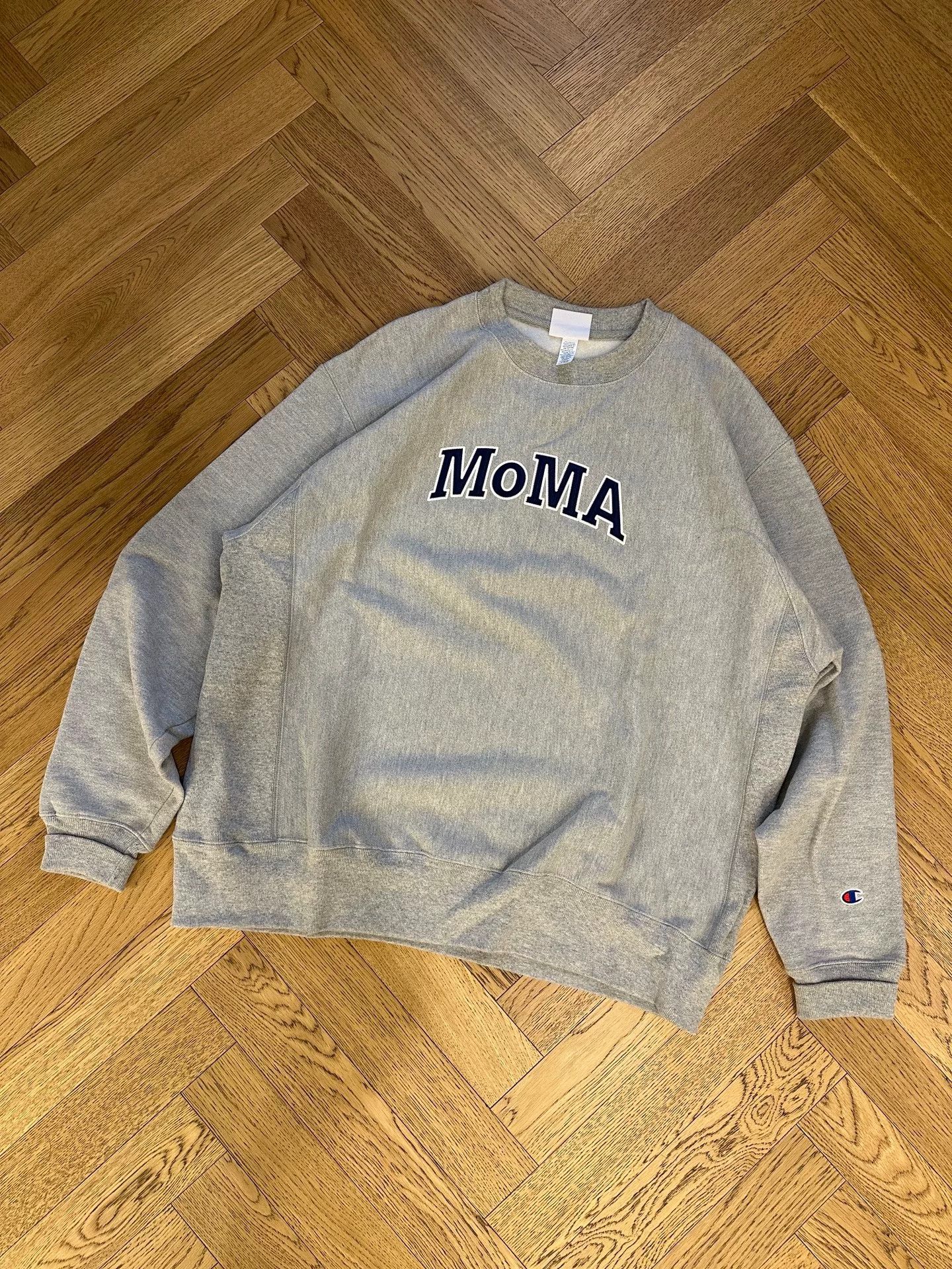 ＊SALE＊ [新品] Champion MoMA x Yoko Ono Champion Yoko Ono 2019 MoMA Sweatshirt | Grailed