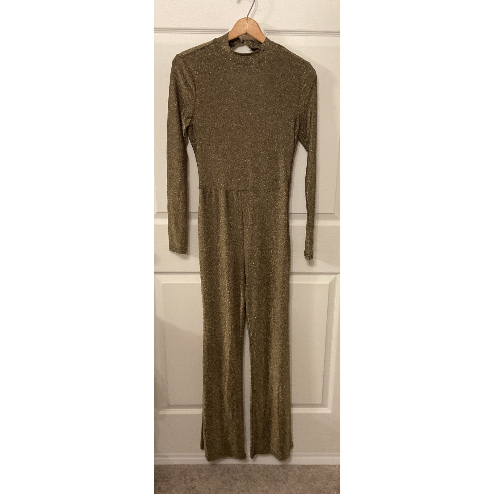 superdown Revolve Superdown Metallic Nissa Open Back Jumpsuit, M Size 28" / US 6 / IT 42 - 4 Thumbnail