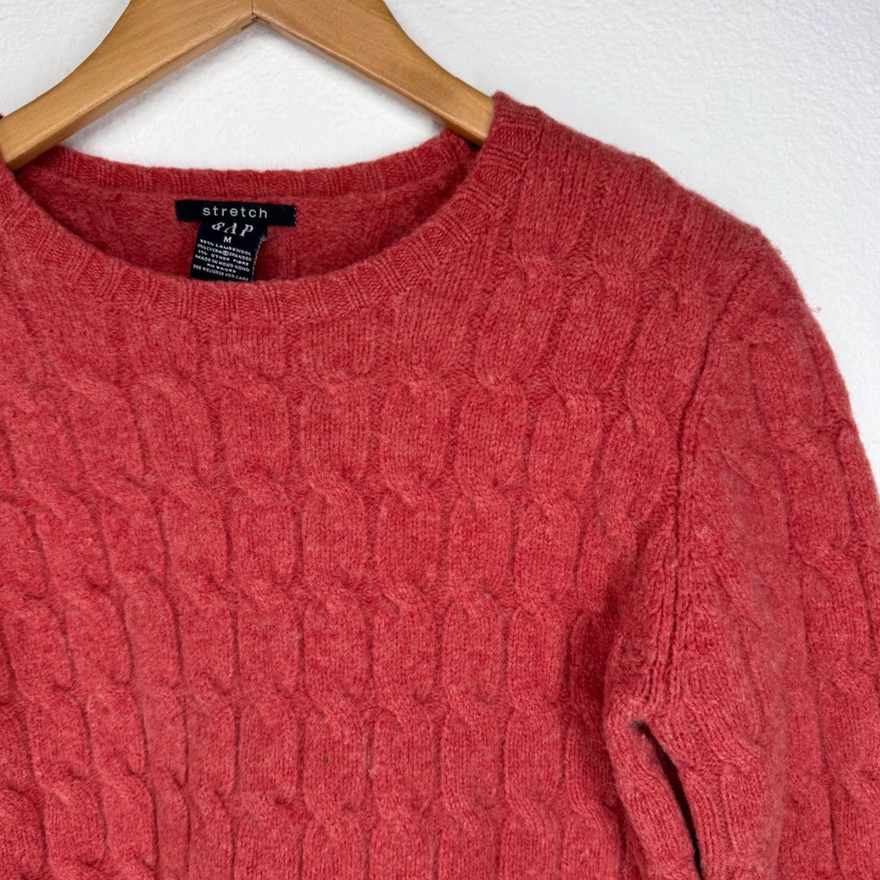 Gap Vtg Gap Womens Fisherman Lambswool Cable Knit Sweater Medium Crew Neck Chunky Size M / US 6-8 / IT 42-44 - 4 Thumbnail