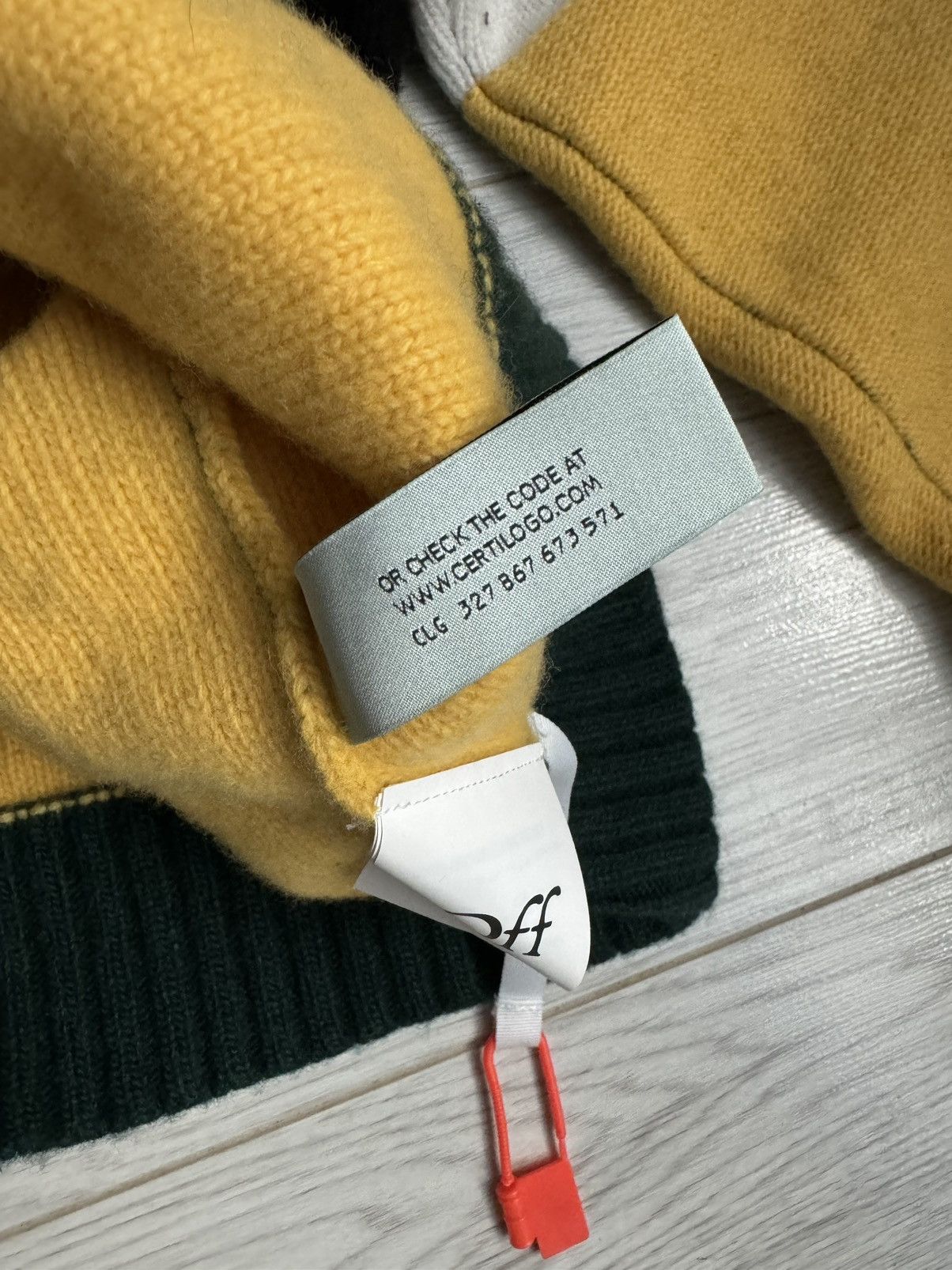 Off-White OFF-WHITE Color Block Logo Sweater Black/Yellow Men's Size US M / EU 48-50 / 2 - 9 Thumbnail