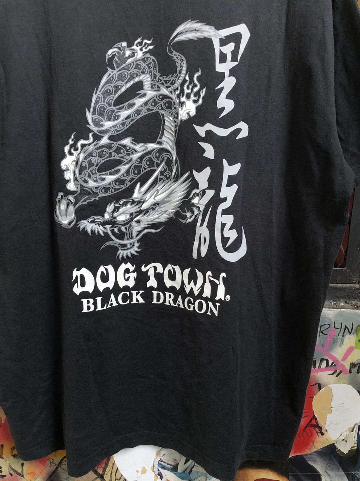 Dogtown × Japanese Brand × Vintage VINTAGE DOG TOWN BLACK DRAGON SHIRT Size US XL / EU 56 / 4 - 2 Thumbnail