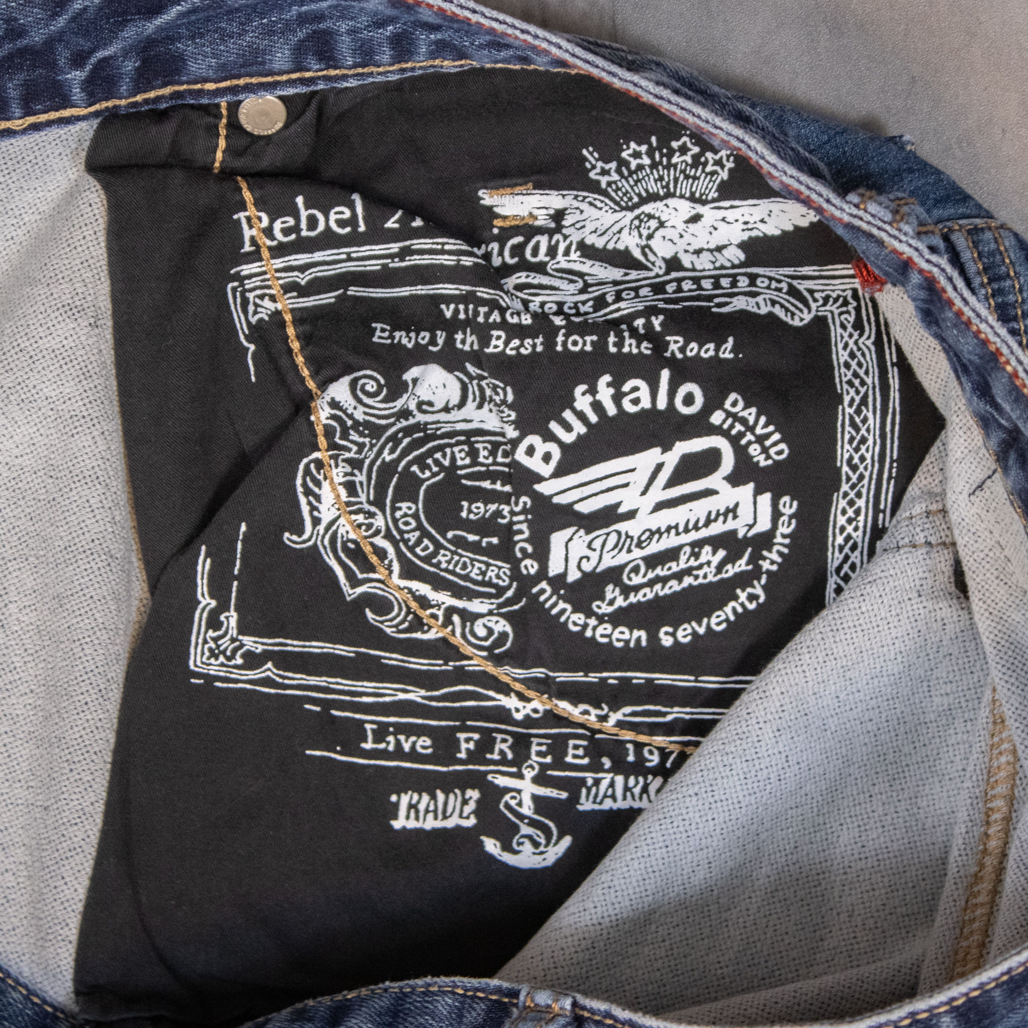 Vintage Y2K 2000's Live Free Midwash Baggy Jort Jean Shorts Size US 36 / EU 52 - 10 Thumbnail