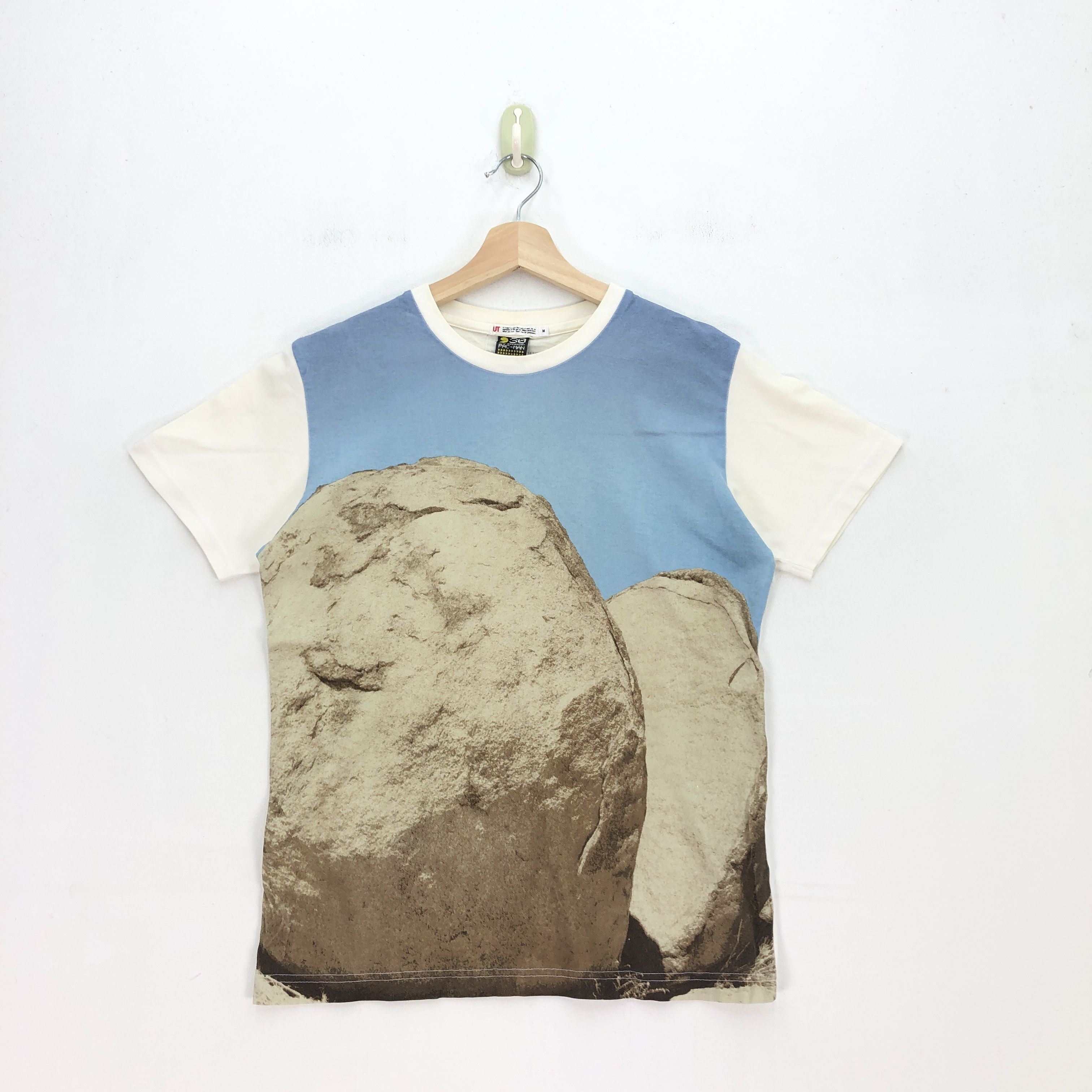 Japanese Brand Vintage Y2K Pacman T Shirt Japanese Games Bandai Namco Tees Size US S / EU 44-46 / 1 - 1 Thumbnail