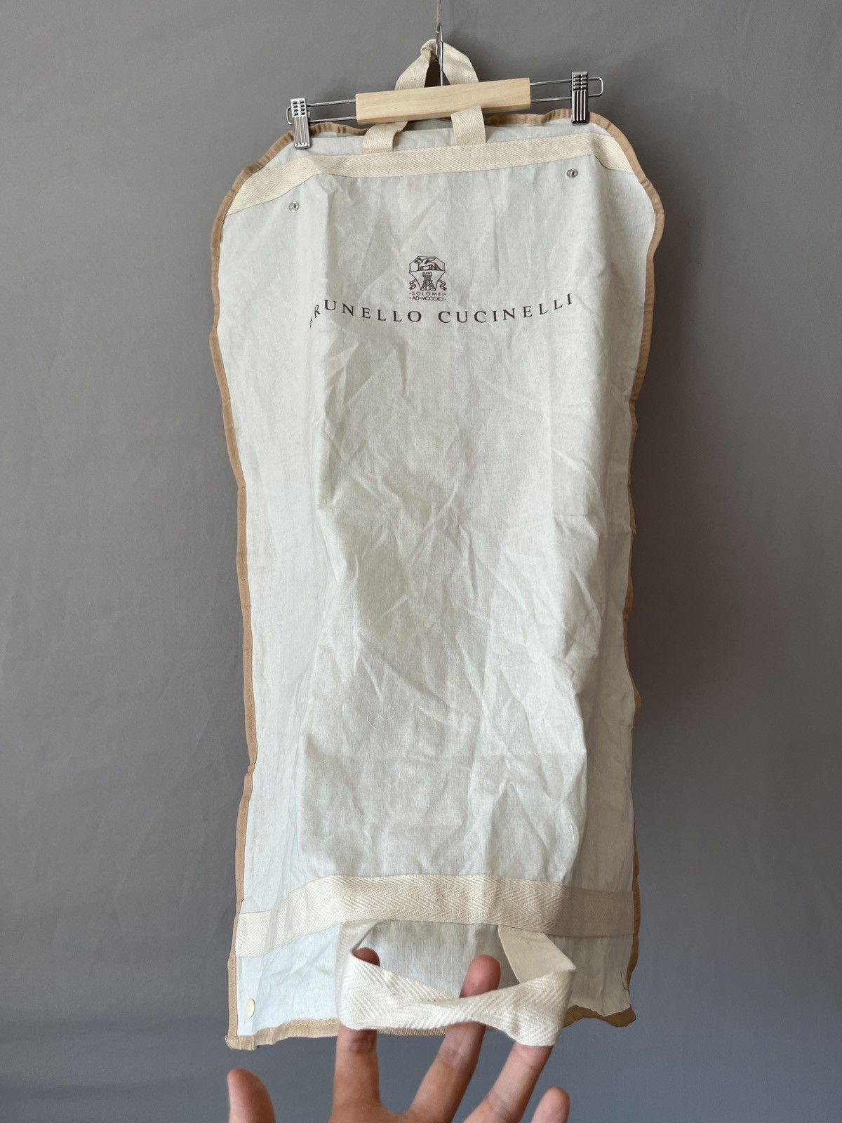 Brunello Cucinelli Brunello Cucinelli Suit/Blazer/Jacket Cover Bag Size ONE SIZE - 7 Thumbnail