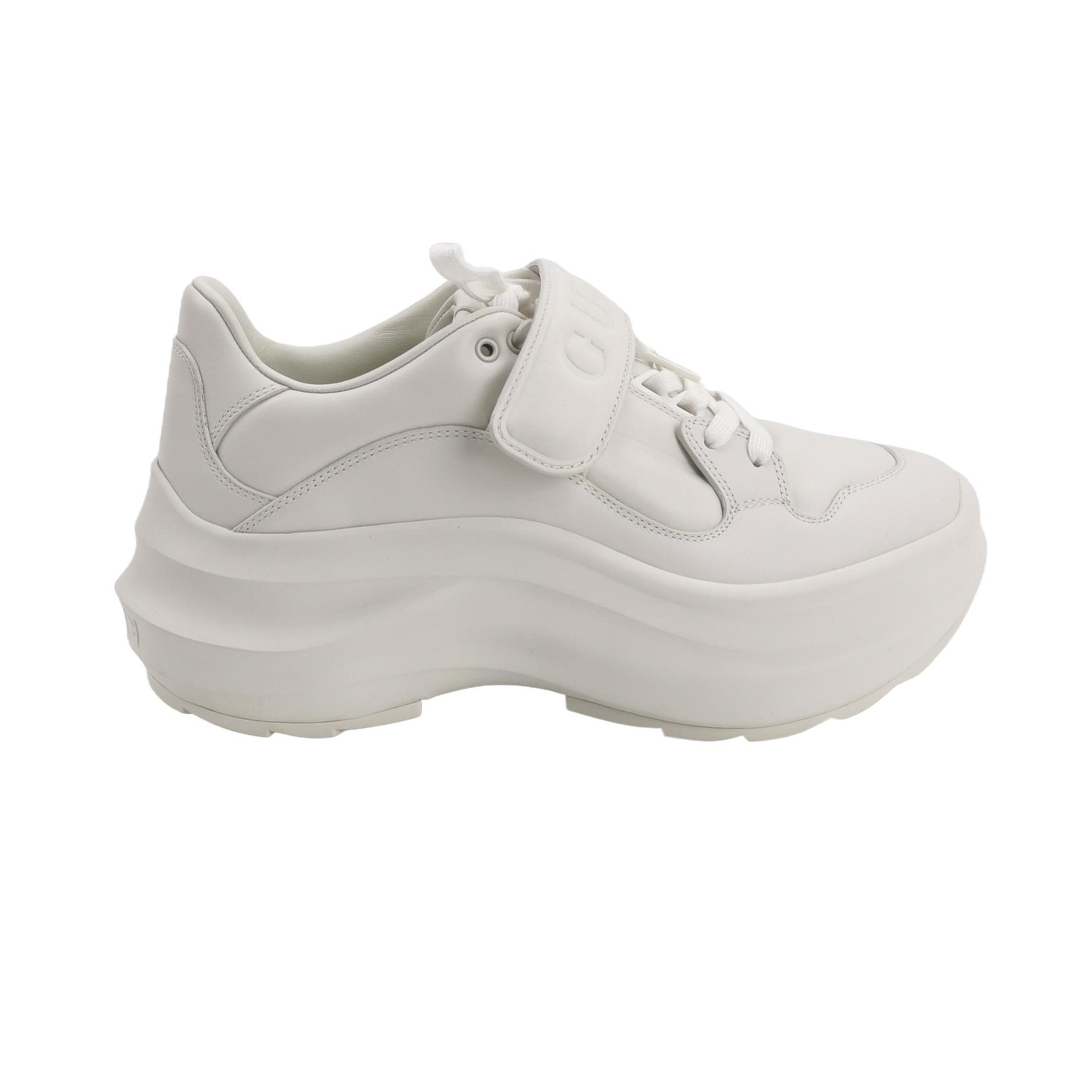 Gucci Gucci Women 8 Lowtop Sneakers Size US 8 / IT 38 - 1 Thumbnail