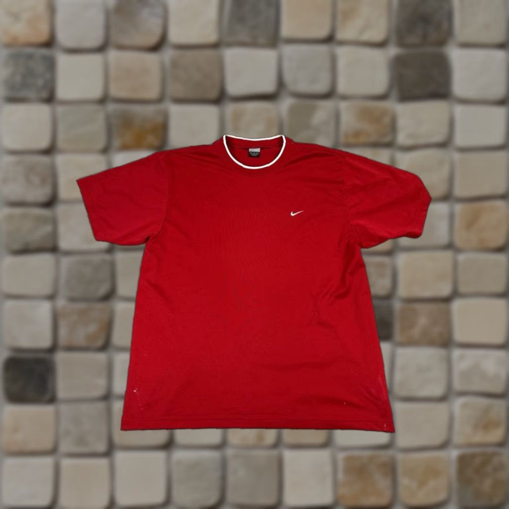 Nike VINTAGE Nike Shirt Mens Xl Red Y2k Running Pullover Size US XL / EU 56 / 4 - 1 Thumbnail
