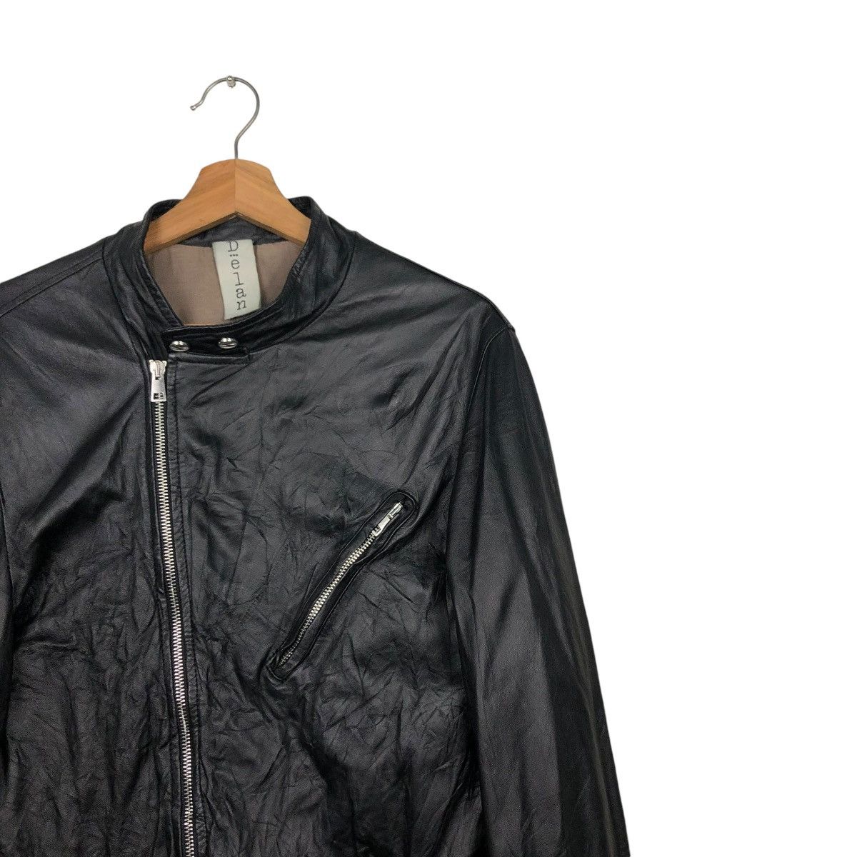 Vera Pelle 🔥CROPPED LEATHER JACKET BIKER ASYMMETRICAL DELAN ITALY Size US M / EU 48-50 / 2 - 8 Thumbnail