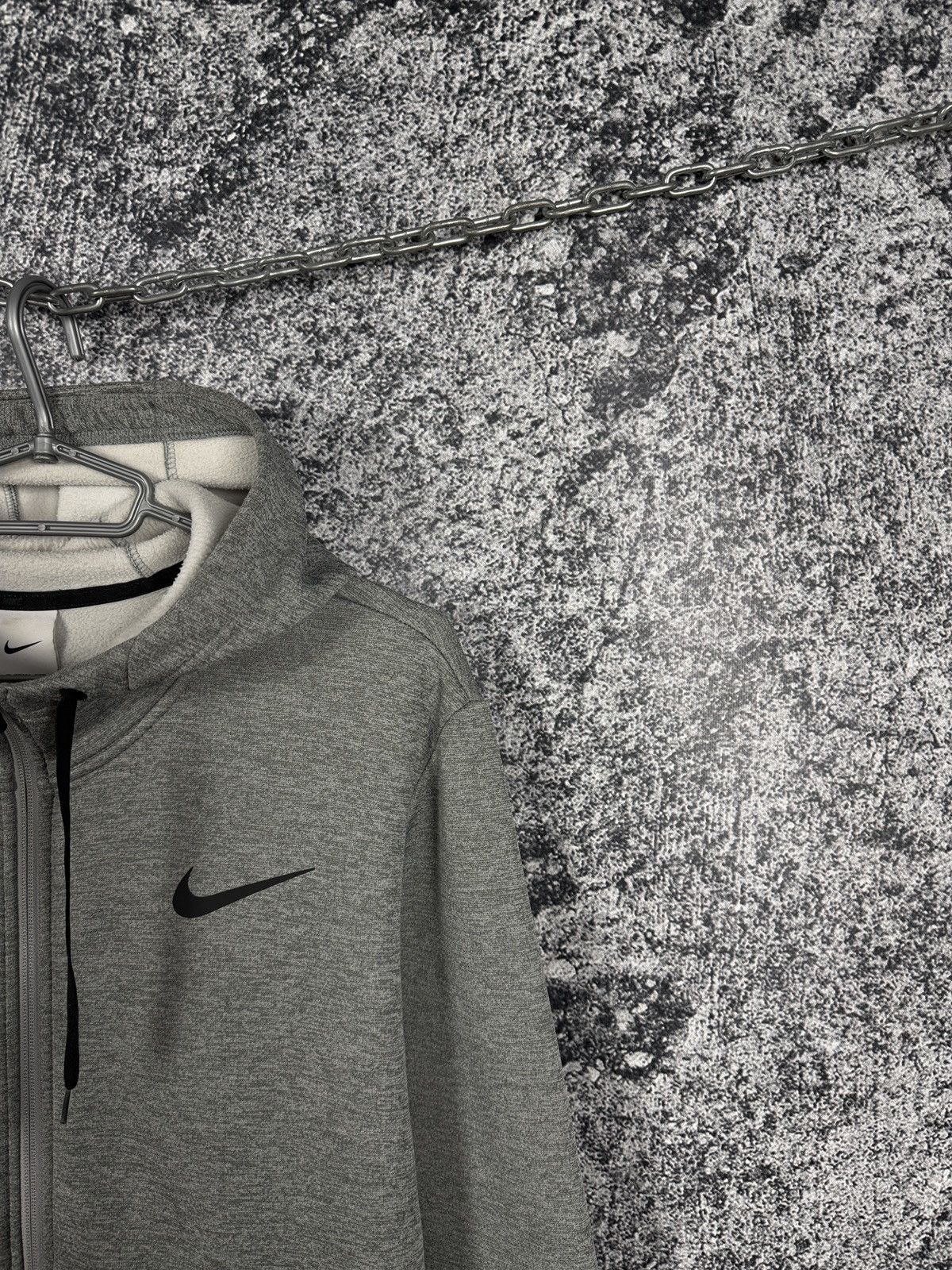 Nike Nike Therma Tracksuit Set Hoodie Joggers Swoosh Logo XL Size US XL / EU 56 / 4 - 3 Thumbnail