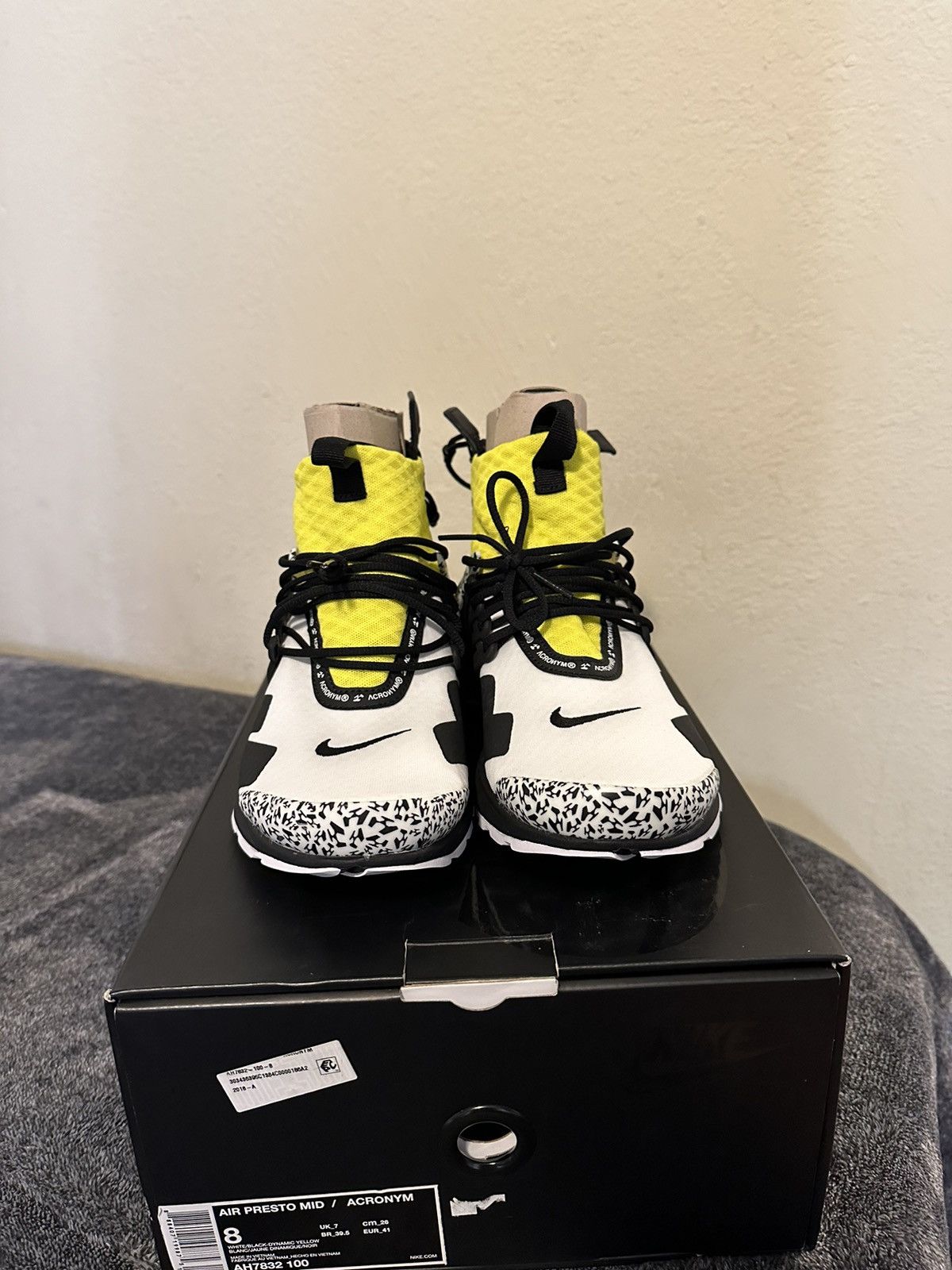 image of Air Presto Mid Acronym Shoes in White, Men's (Size 8)