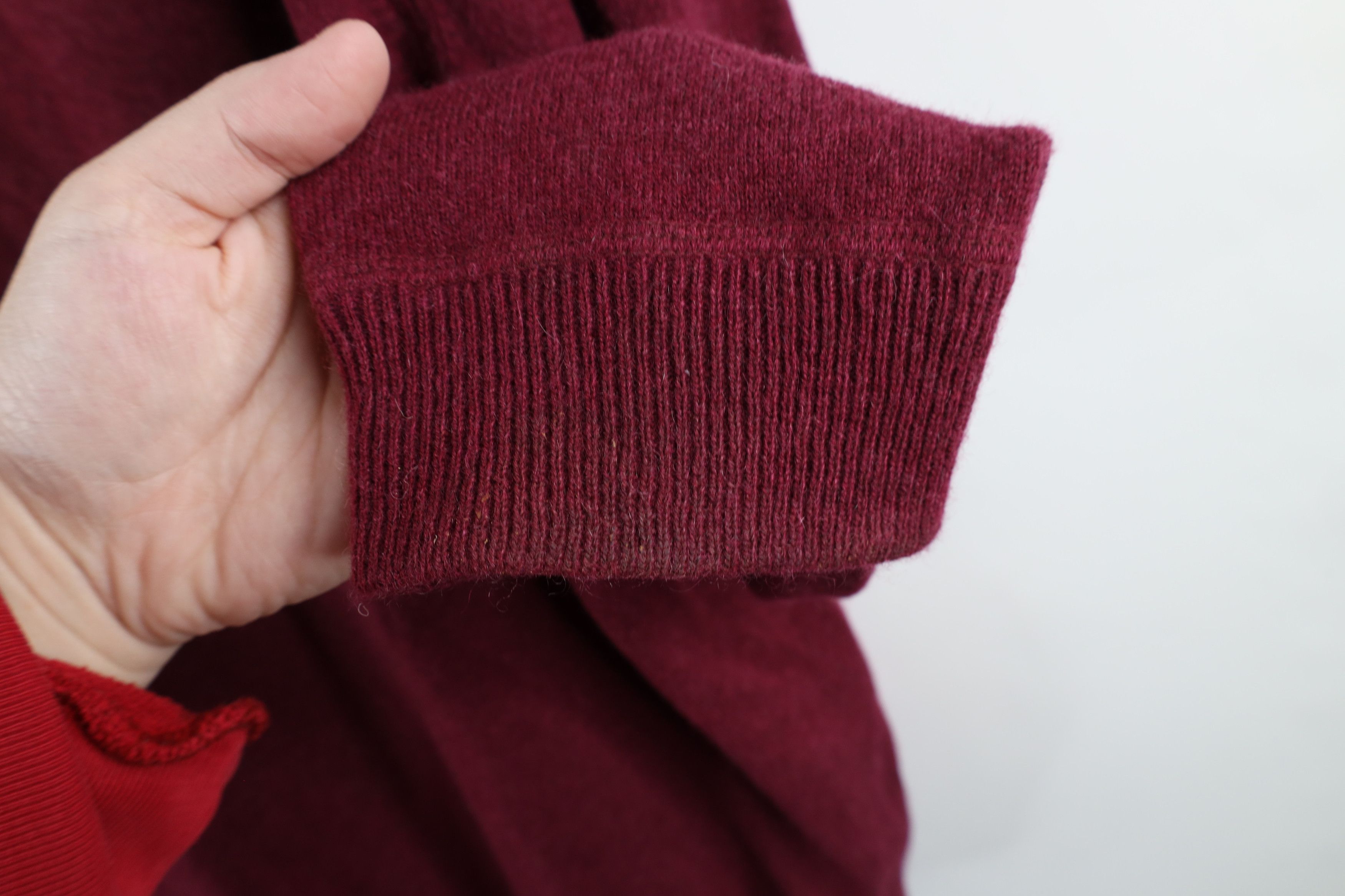 Vintage Vintage Blank Cashmere Knit Crewneck Sweater Burgundy Size US L / EU 52-54 / 3 - 10 Thumbnail