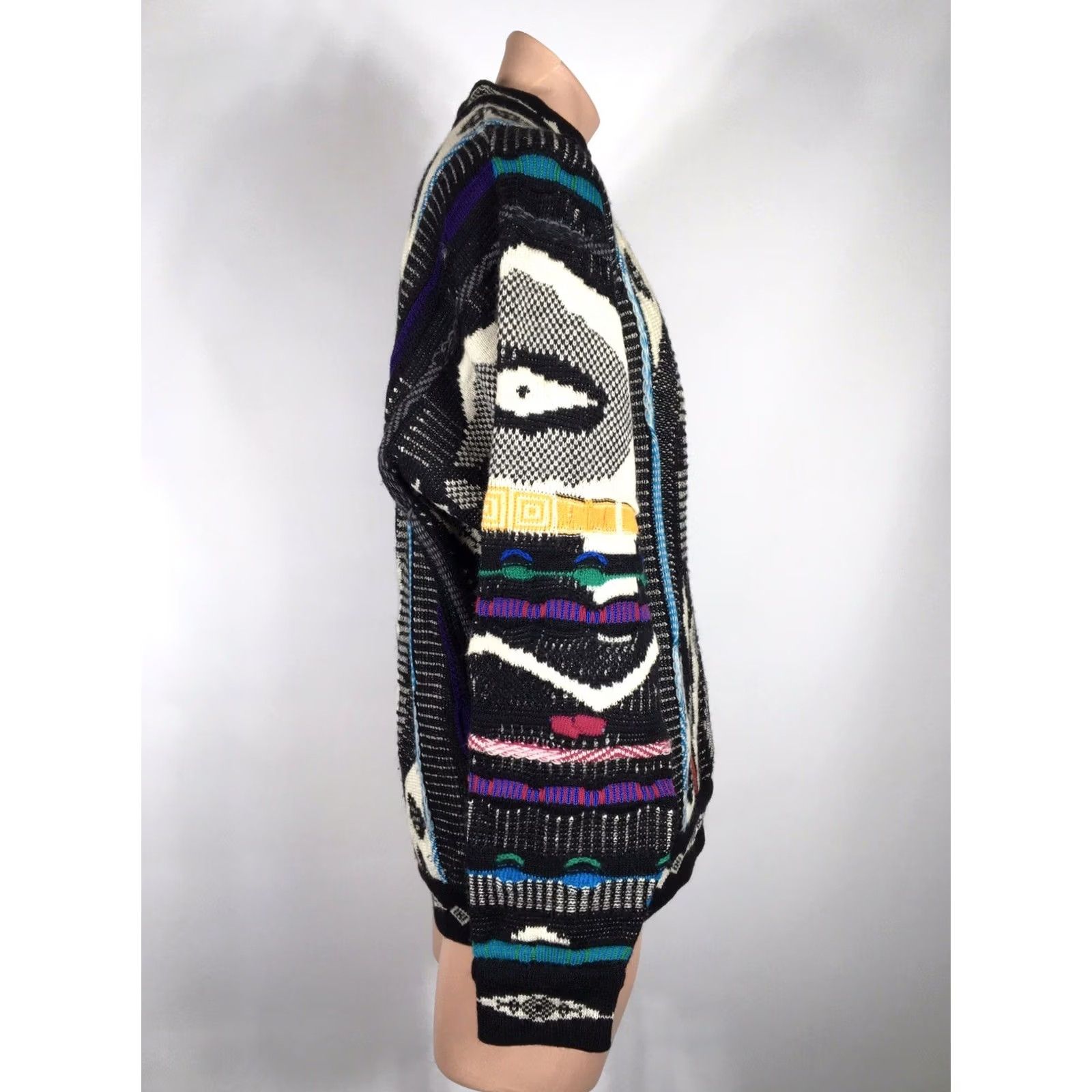 Coogi VTG 90s COOGI Australia Wool Cosby BIGGIE MCGREGOR sweater L Black White Size US L / EU 52-54 / 3 - 3 Thumbnail