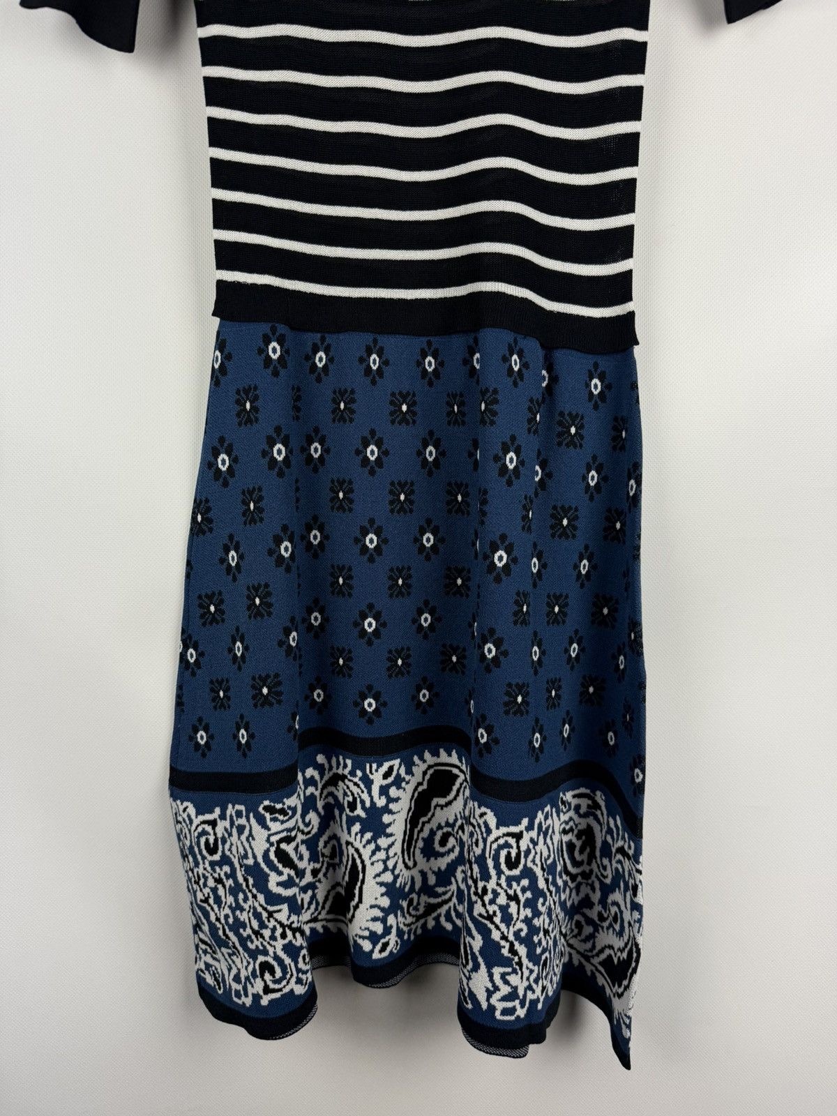 RED Valentino × Valentino Red Valentino Ladies Patterned Short Sleeve Viscose Dress Size L / US 10 / IT 46 - 5 Thumbnail