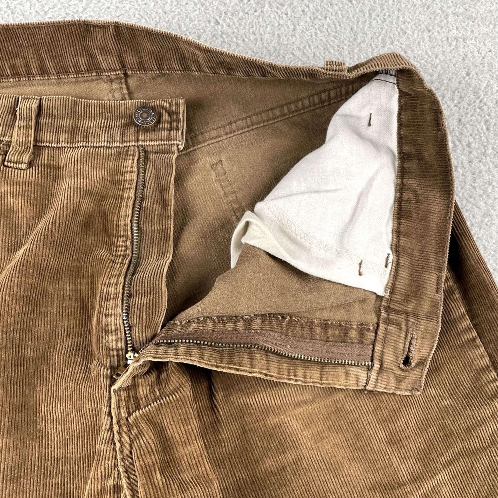 Levi's VINTAGE Levi’s Corduroy Pants Brown Mens 34x30 USA Straight Leg EUC Pants Size US 34 / EU 50 - 7 Thumbnail