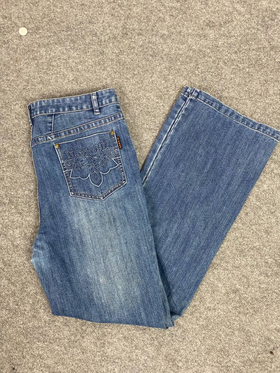 Japanese Brand japanese brand bootcut flare denim nice design Size 33" - 2 Thumbnail