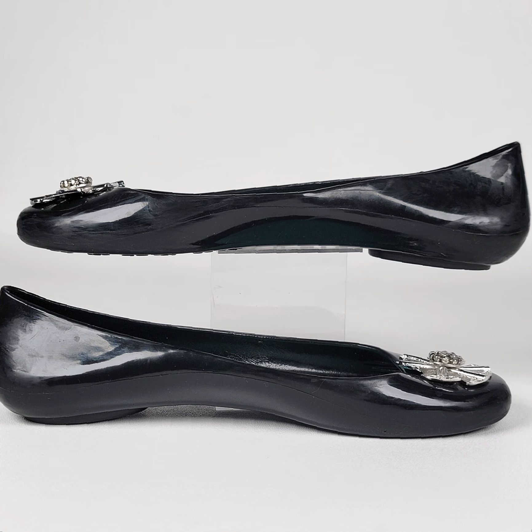 Vintage OKA b Ballet Flats Charcoal Black Jelly Medallion Skimmers Size 9 Women Flat Slip On Round Toe Casual Rubber Upper Medallion Accent, 9 Size US 7 / IT 37 - 4 Thumbnail