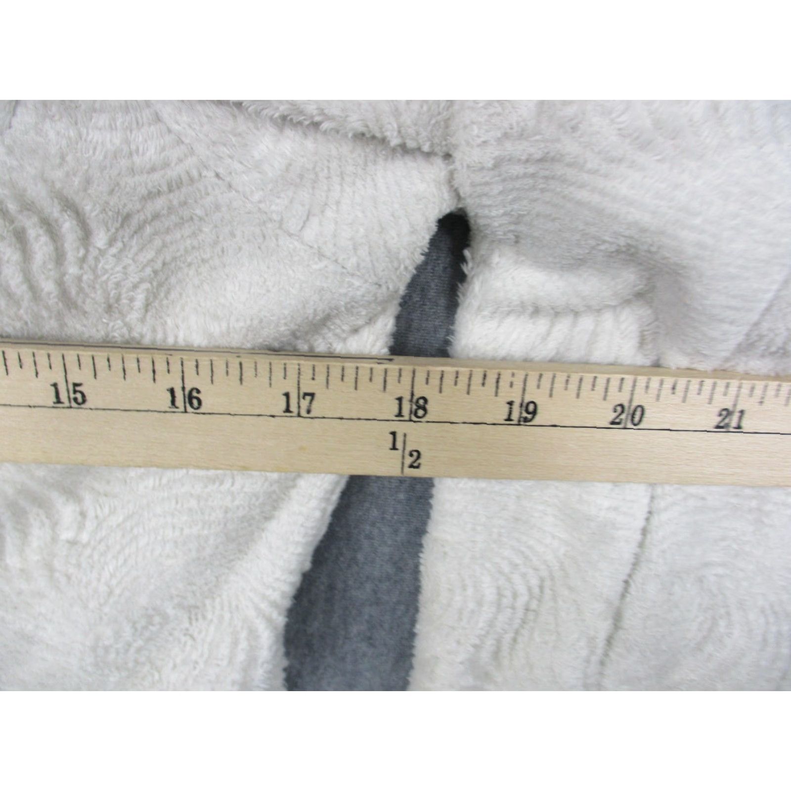 The North Face The North Face Jacket Womens S White Fleece Full Zip High Pile Soft Winter AMVD Size S / US 4 / IT 40 - 6 Thumbnail