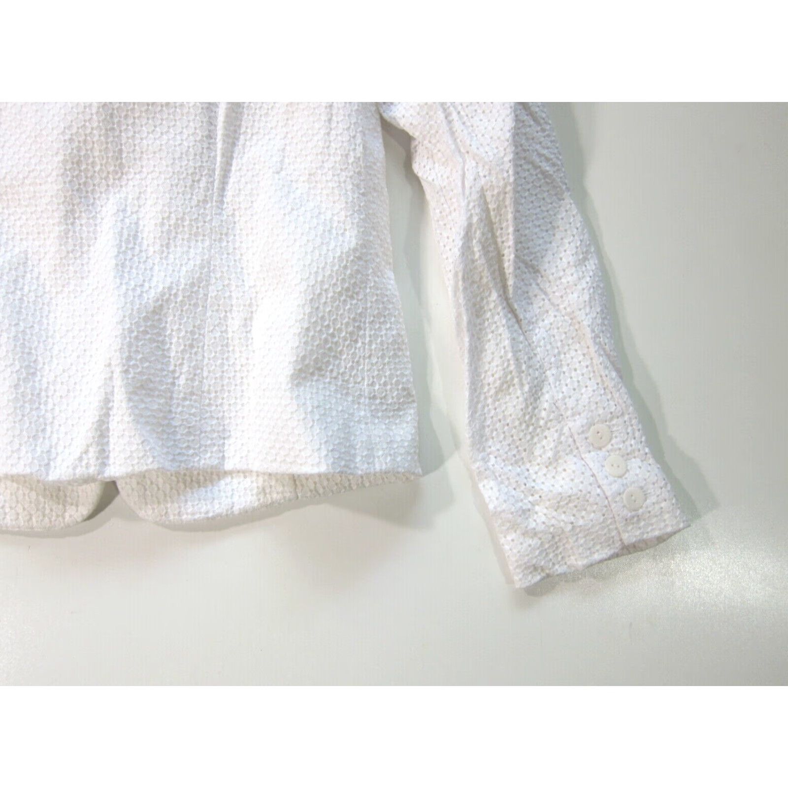 Charter Club Charter Club Blazer Women 8 White 2 Pocket 5 Button 100% Cotton Embroidered Shirt Jacket Size M / US 6-8 / IT 42-44 - 6 Thumbnail