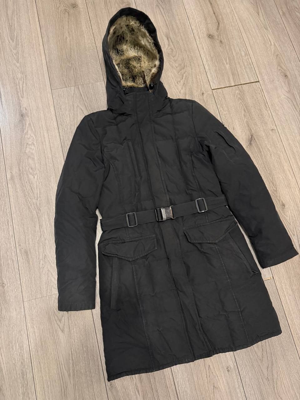 Woolrich Woolen Mills Woolrich Blizzard Parka Fur Hooded Down Jacket Belted WomenM Size M / US 6-8 / IT 42-44 - 2 Thumbnail