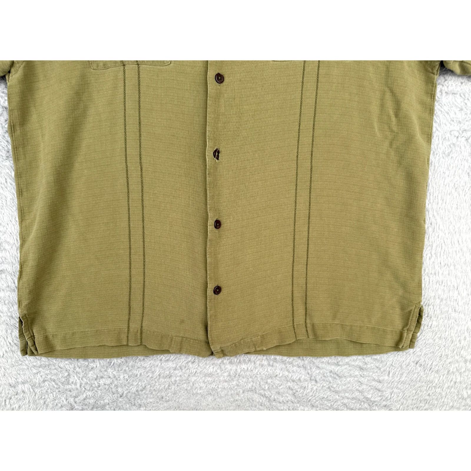 Tommy Bahama VINTAGE Tommy Bahama Shirt Men Large Green Silk Button-Up Hawaiian Pocket 40in Chest Floral Short Sleeve Beach Designer Mens Size US L / EU 52-54 / 3 - 5 Thumbnail