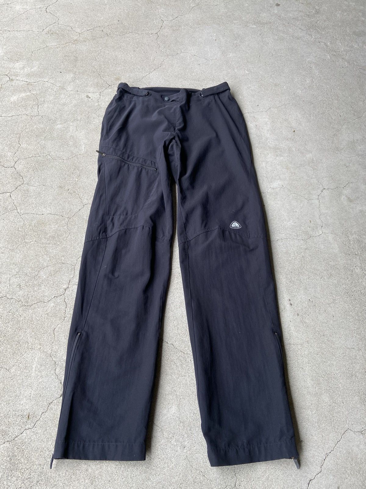 パンツ archive 00s nike acg gimmick nylon pants Nike × Nike ACG 00's NIKE ACG GIMMICK NYLON PANTS | Grailed