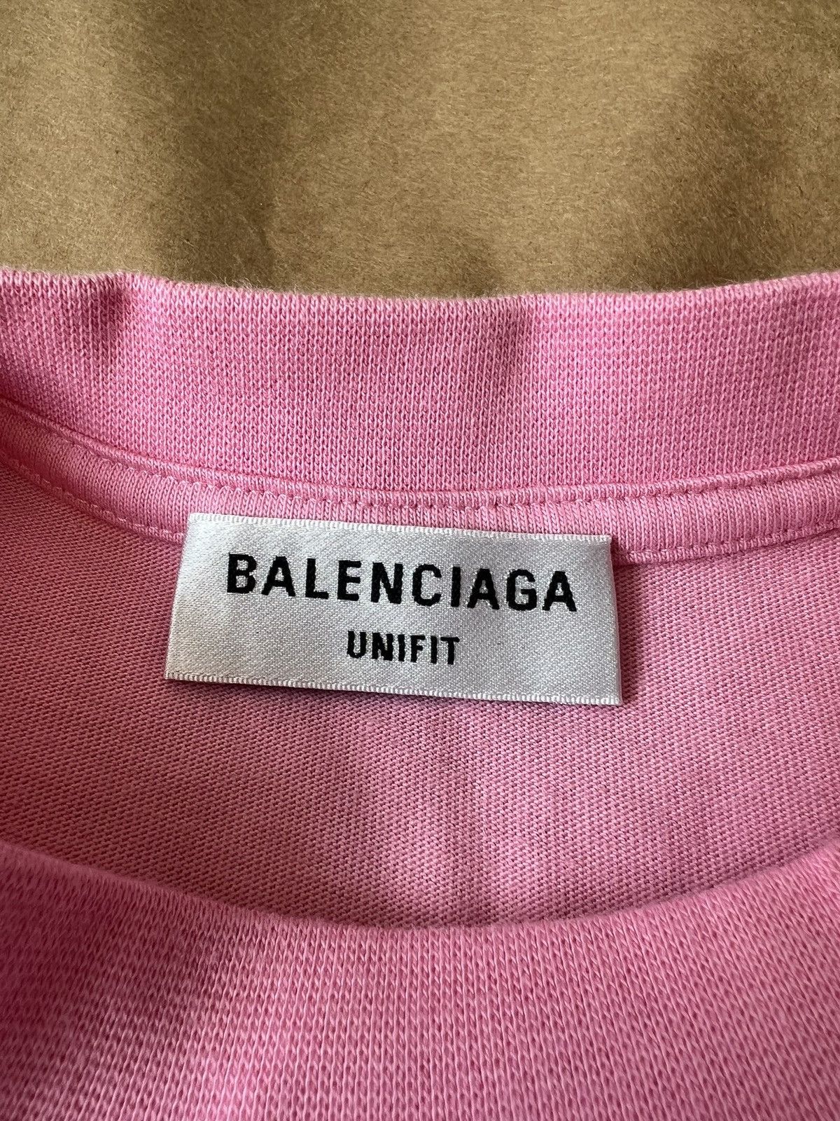 Balenciaga Balenciaga BEBE pink t shirt size 2 Size US M / EU 48-50 / 2 - 3 Thumbnail