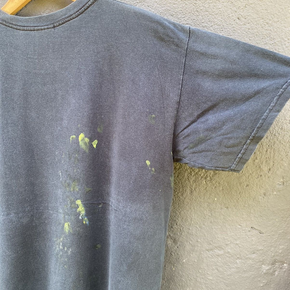 Band Tees Thrashed Faded Vintage Y2K Whitechapel Band ERD GRUNGE TEE Size US M / EU 48-50 / 2 - 7 Thumbnail