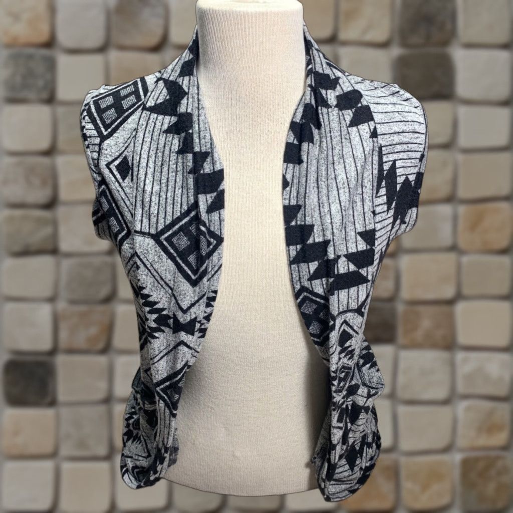 Vintage Womens Cardigan Sleeveless Open Knit Black Gray Lace Back Size Small 2 Pockets Size S / US 4 / IT 40 - 1 Thumbnail